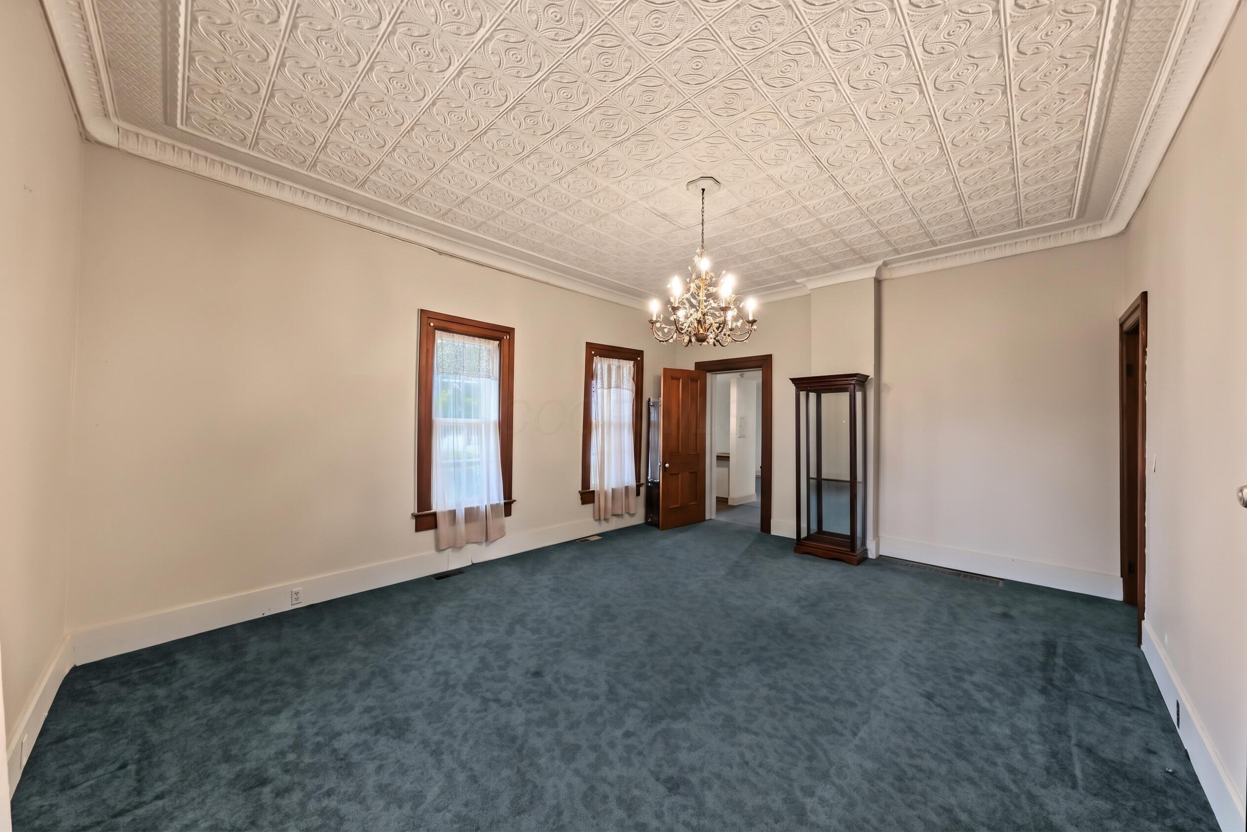 334 E Center Street Property Photo 17