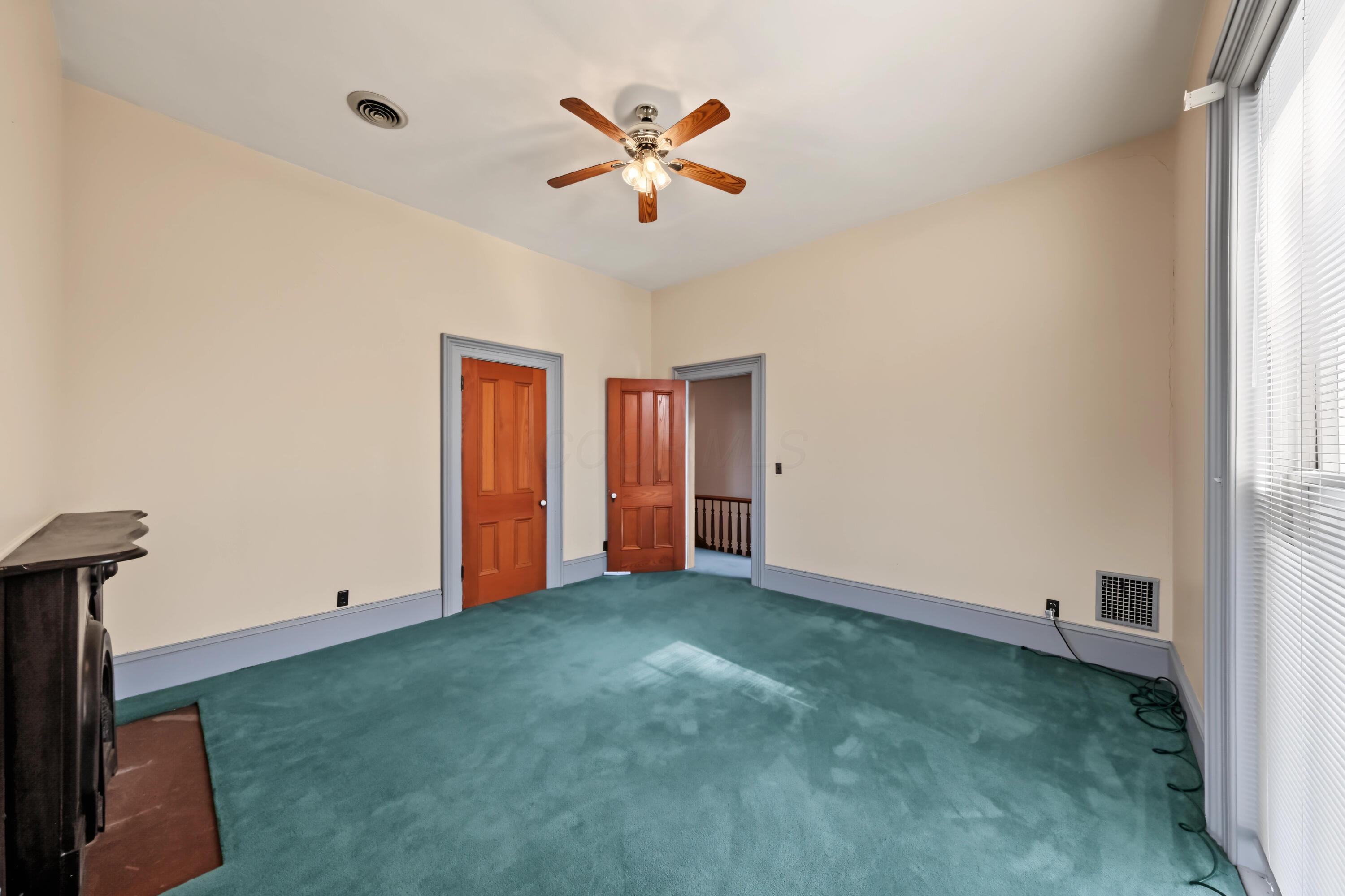 334 E Center Street Property Photo 29