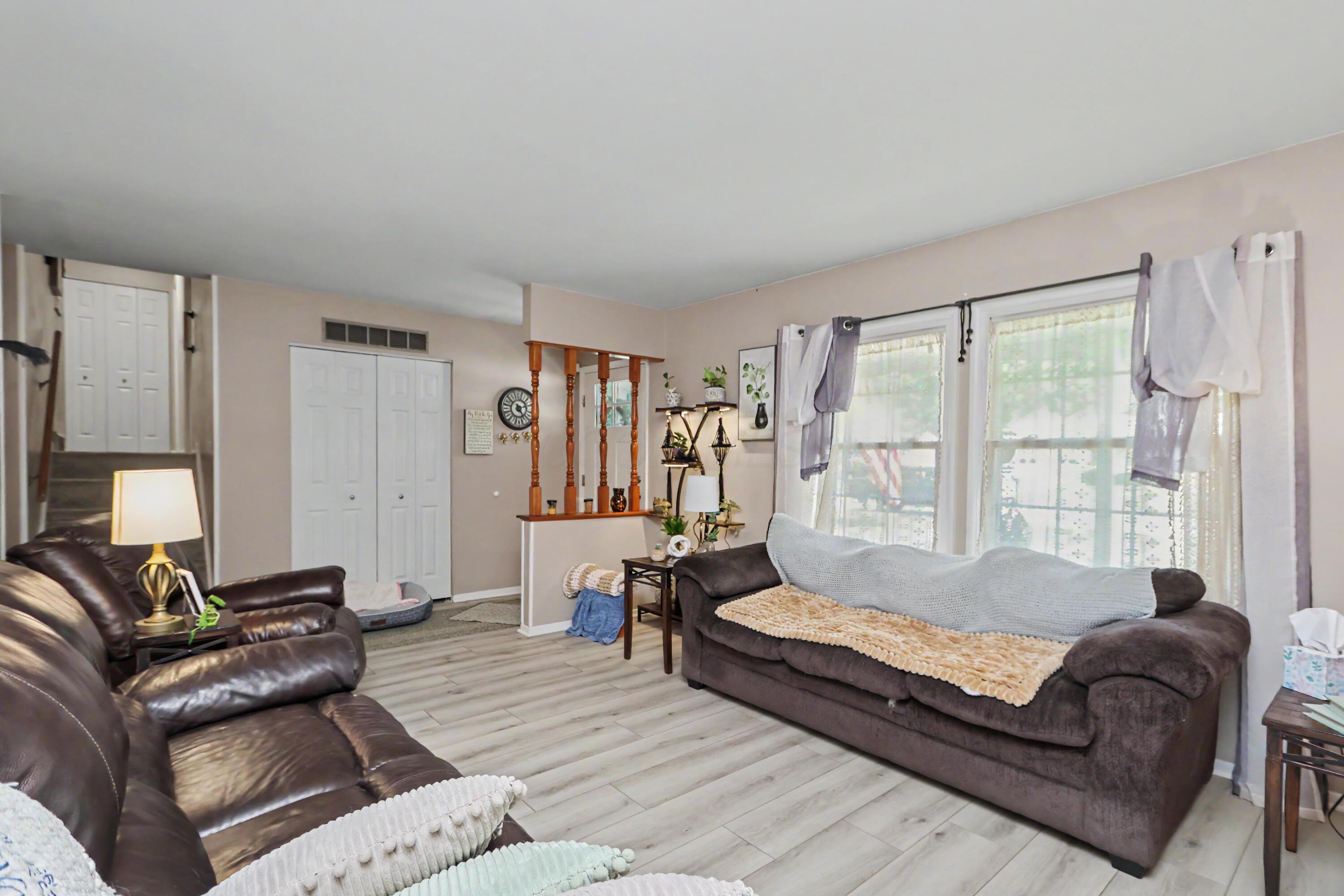 1453 Rosedale Avenue Property Photo 5
