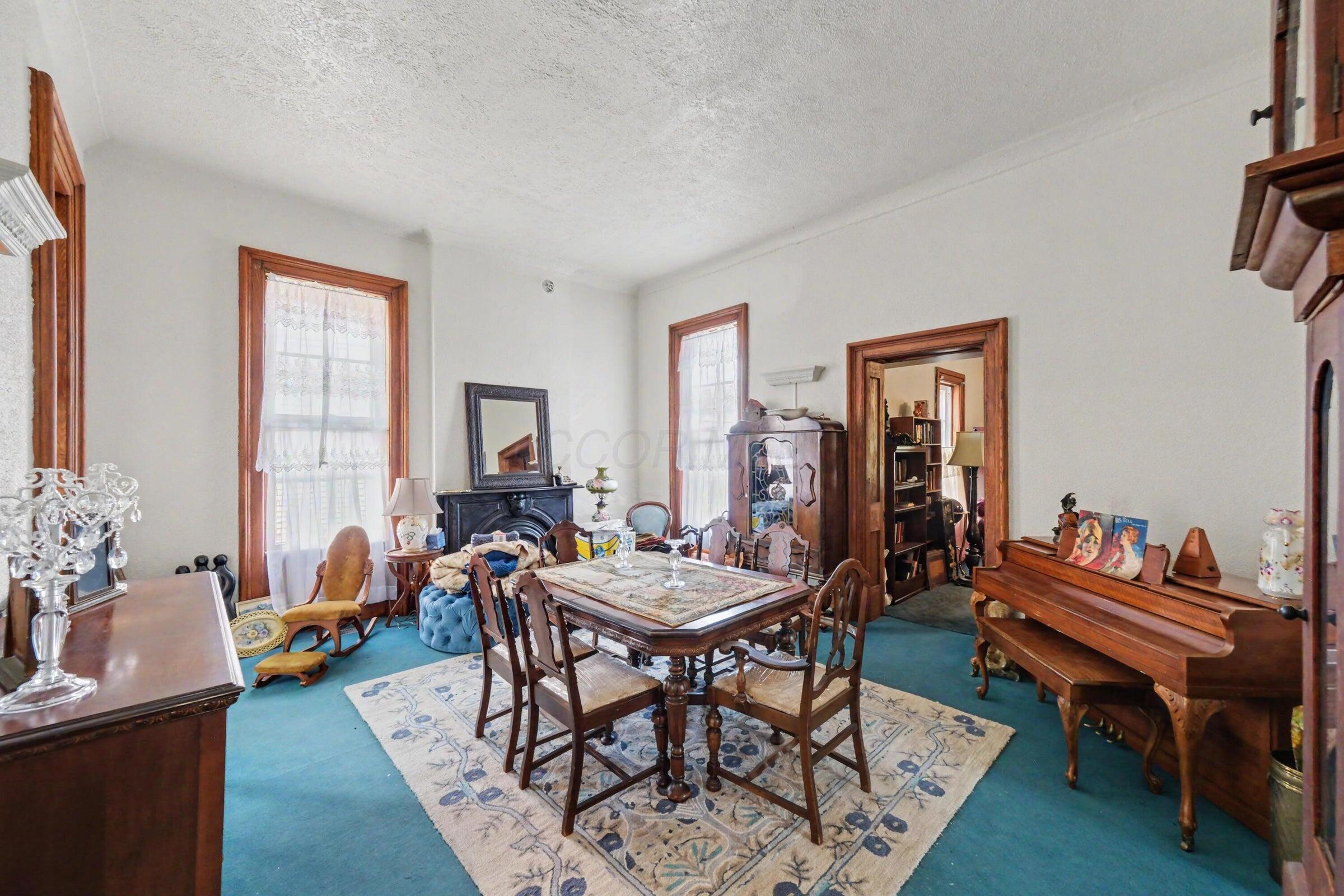 334 E Center Street Property Photo 14