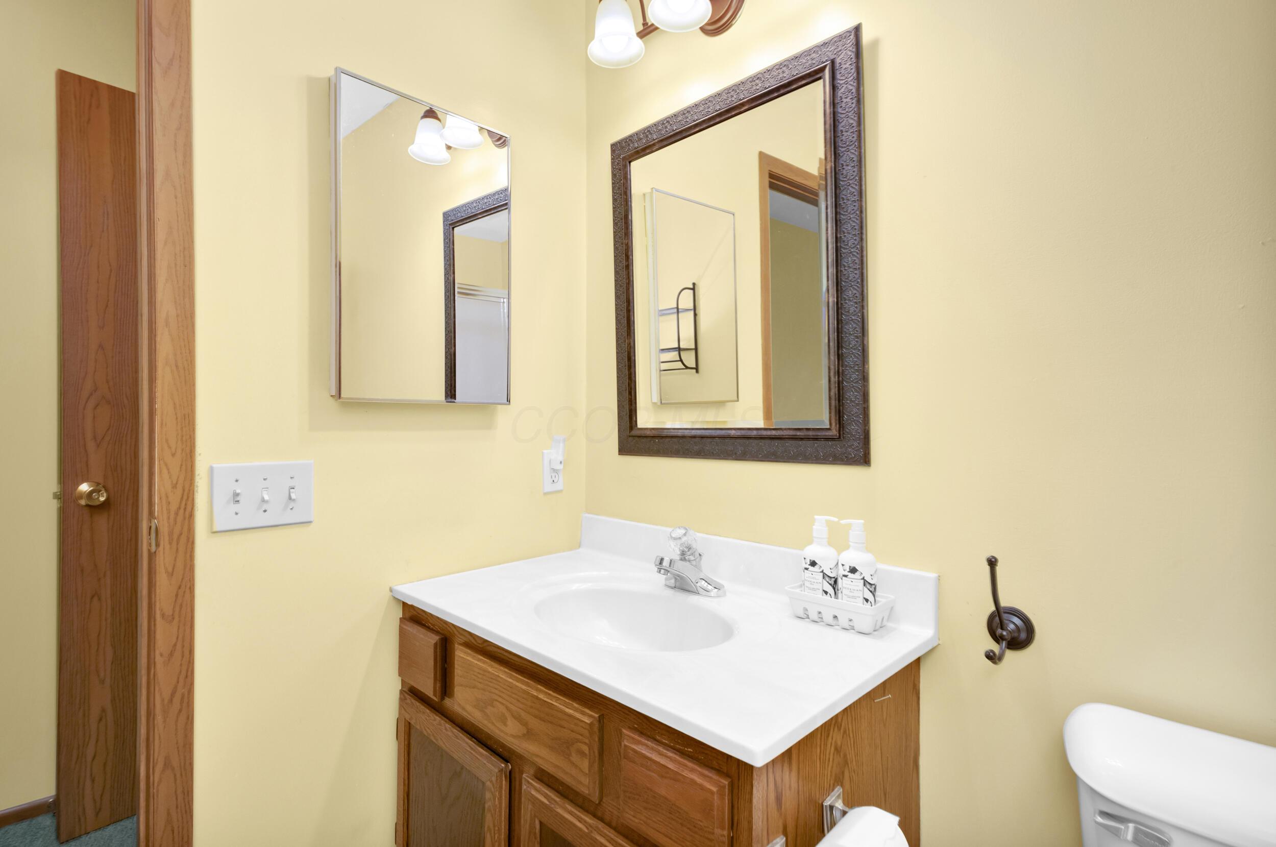 851 Circle Drive, 32 Property Photo 24