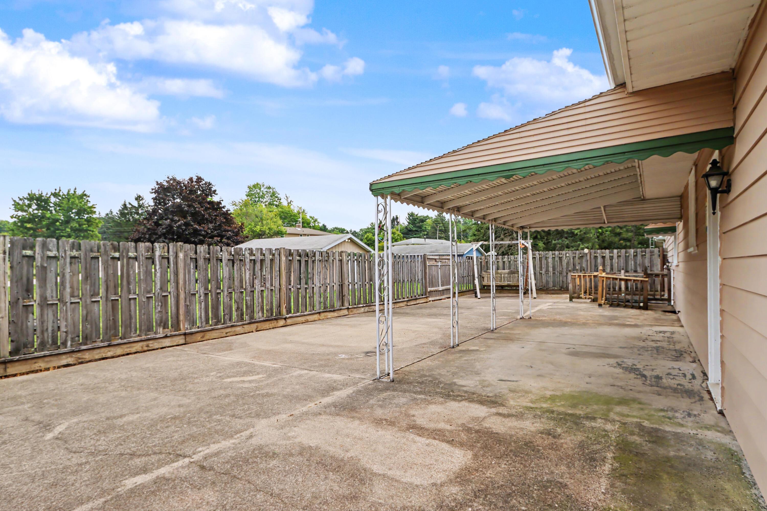 105 Homewood Road Property Photo 37