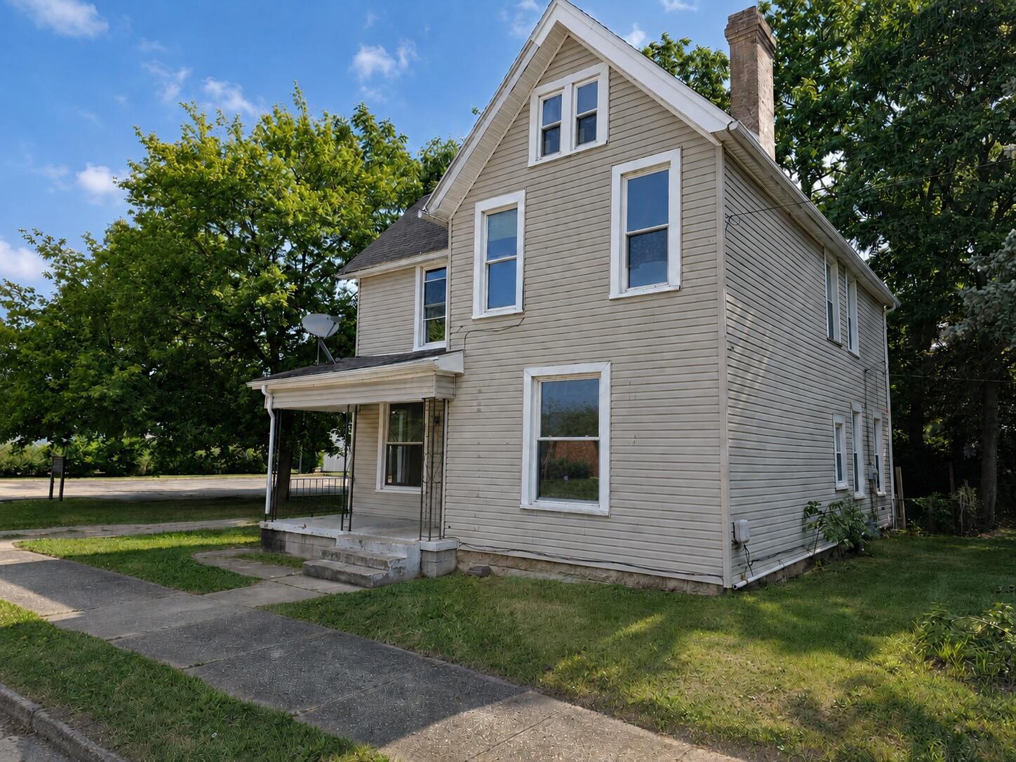 246 S Hubert Avenue Property Photo 1