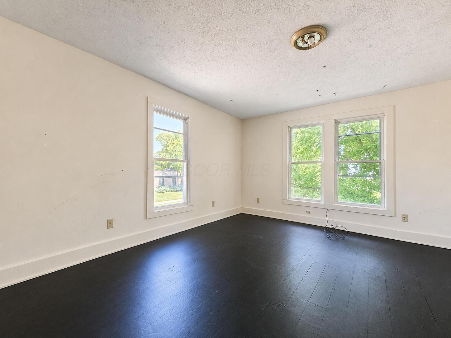 246 S Hubert Avenue Property Photo 14