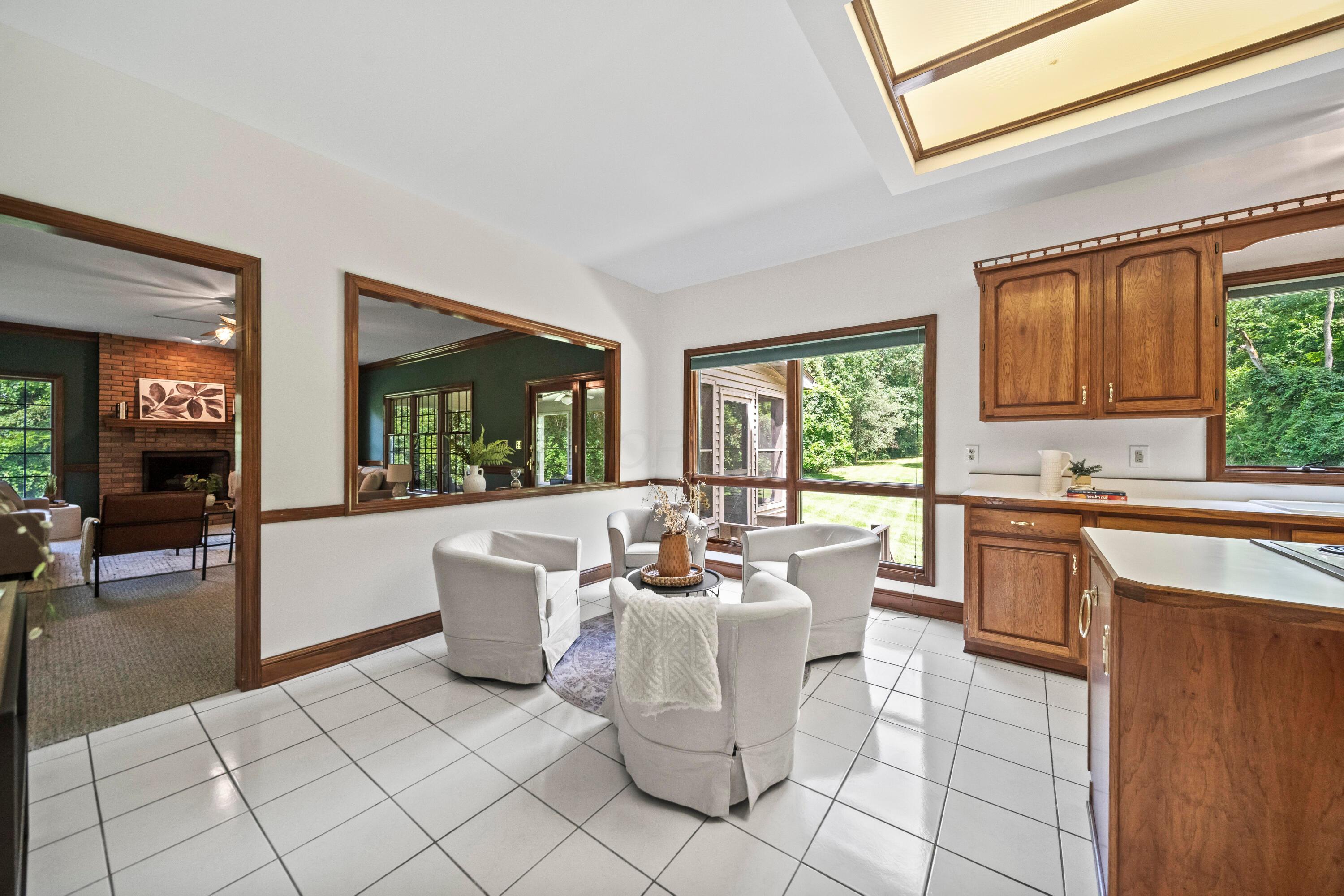 225 Falcon Drive Property Photo 10
