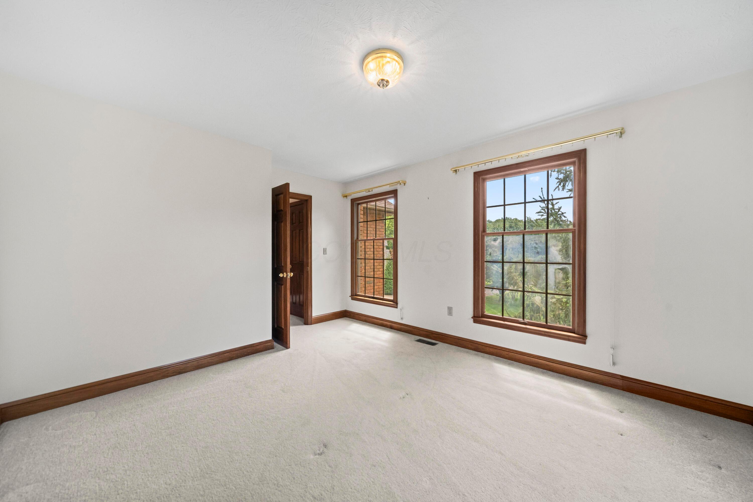 225 Falcon Drive Property Photo 41