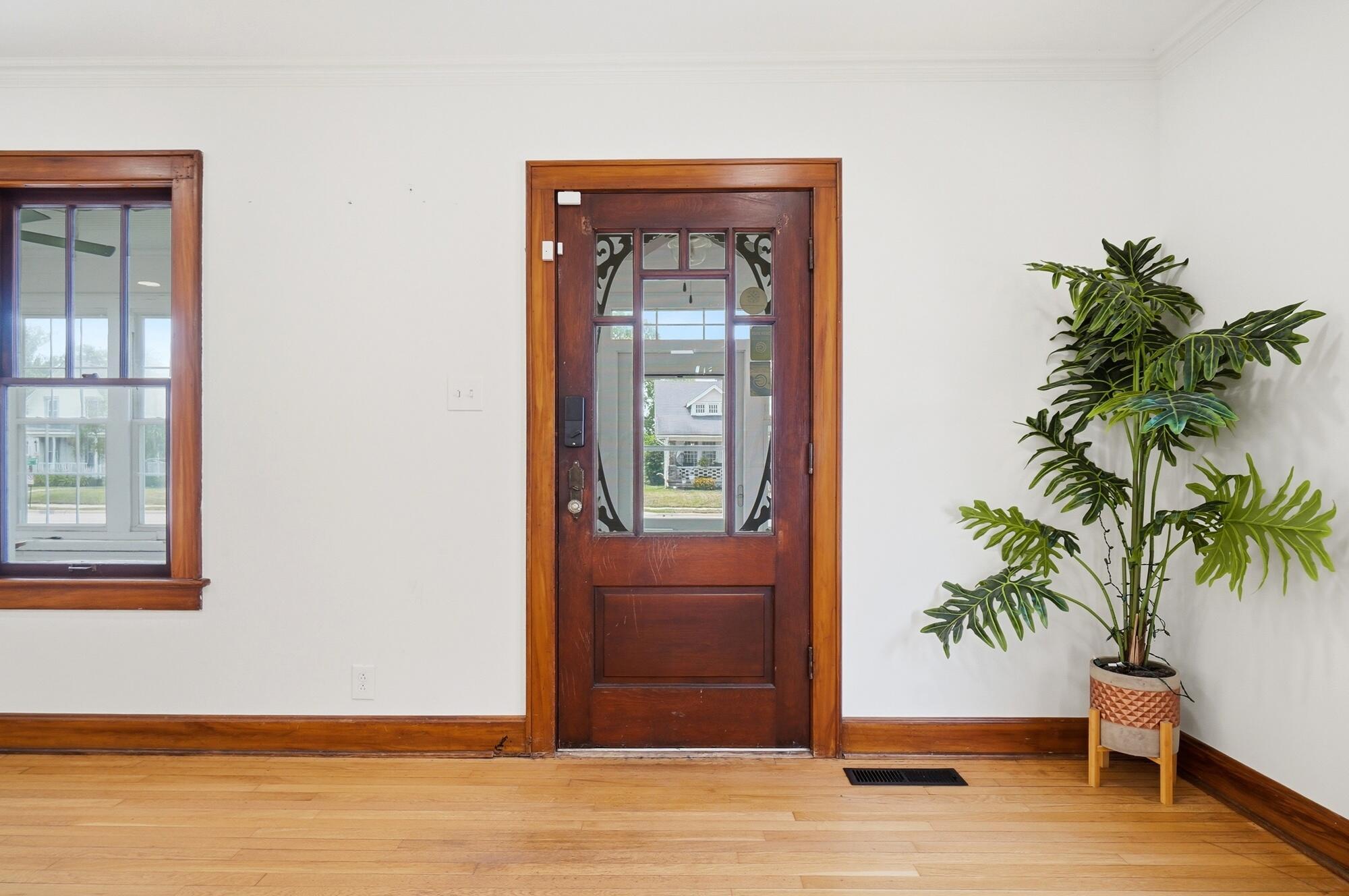 4094 Broadway Property Photo 18