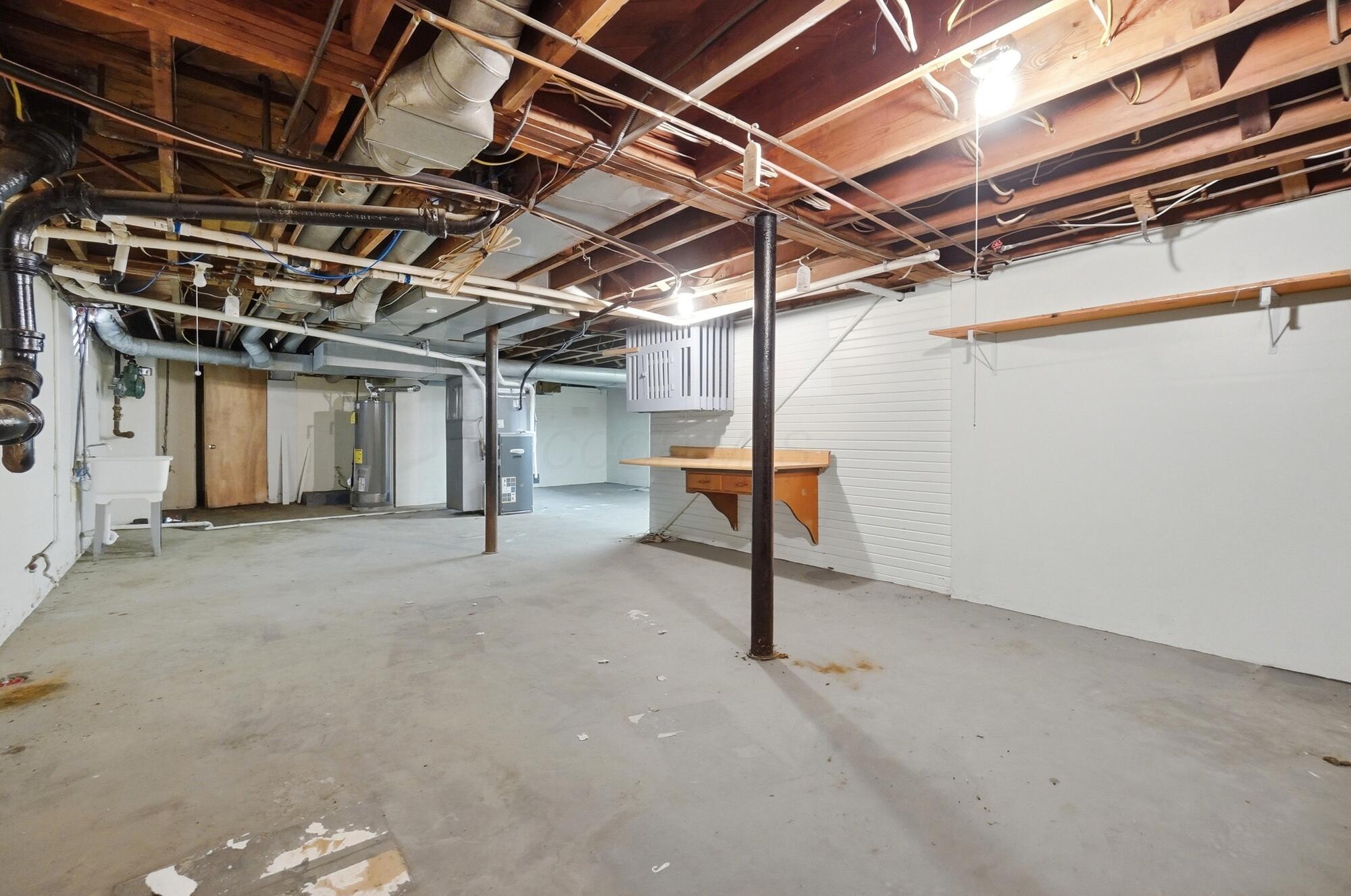 4094 Broadway Property Photo 44