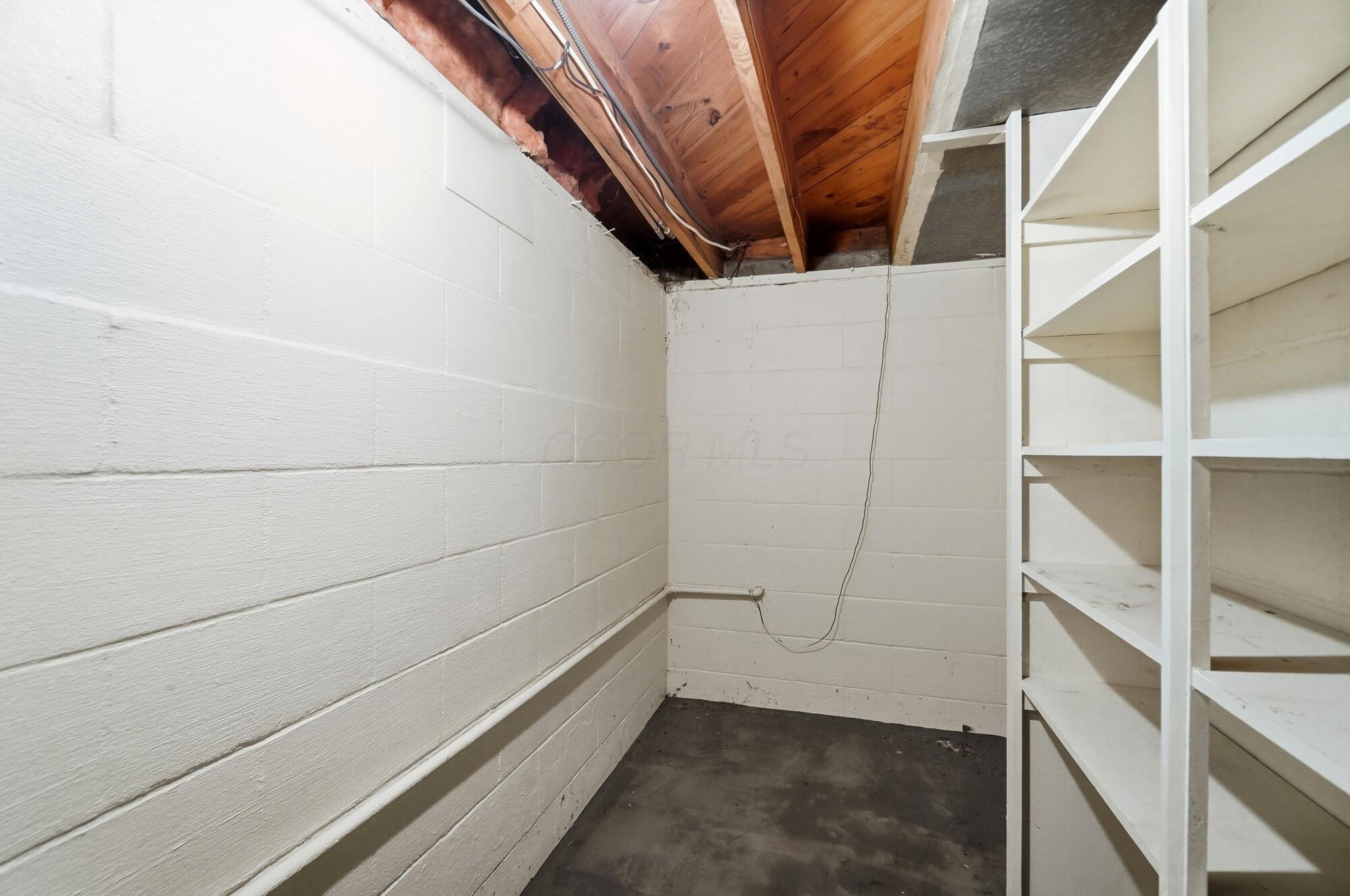 4094 Broadway Property Photo 45