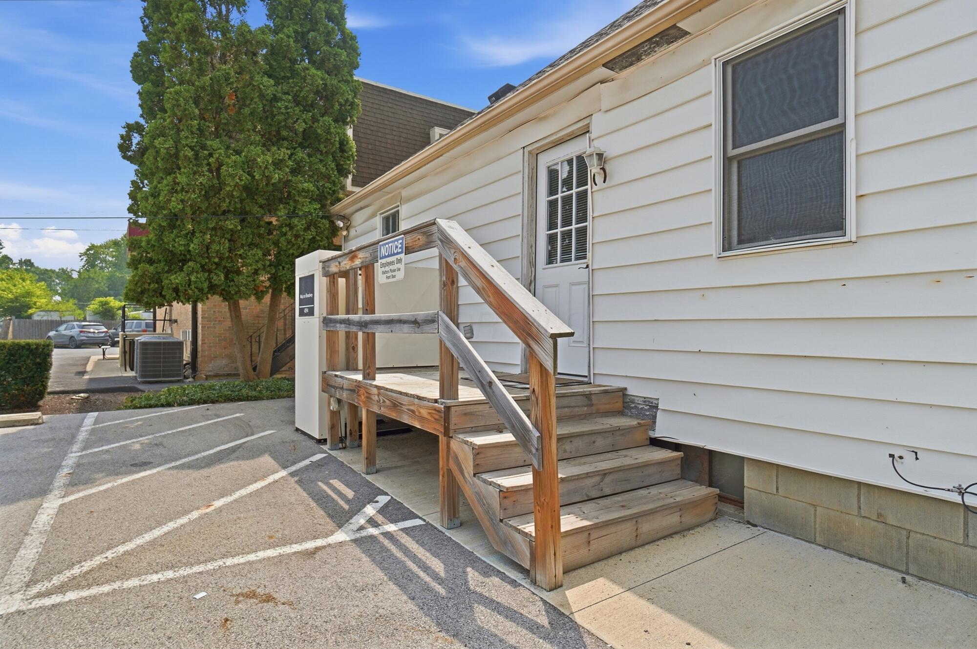 4094 Broadway Property Photo 46