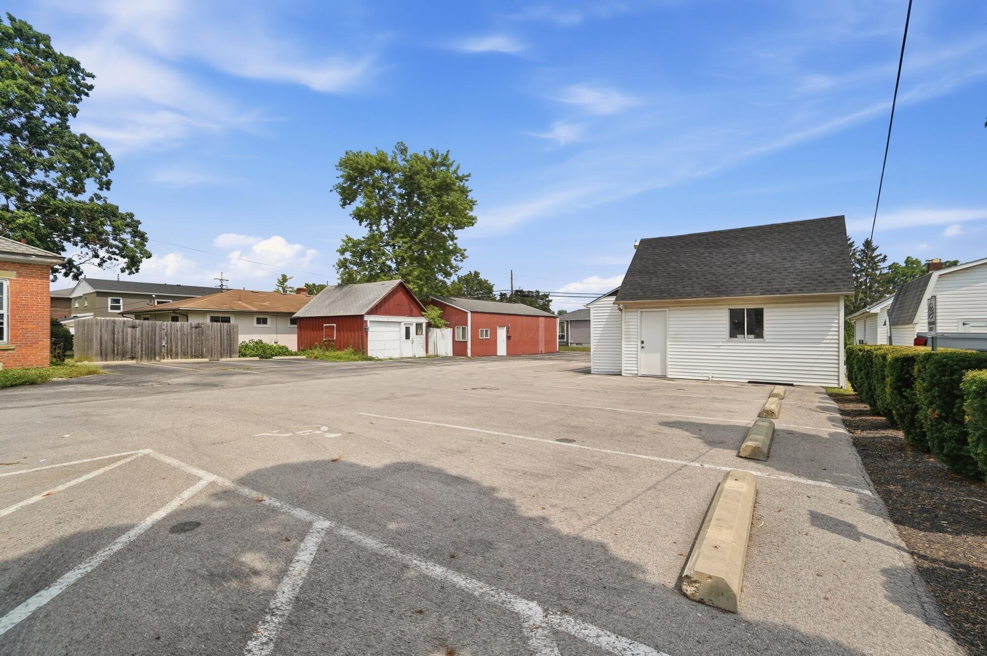 4094 Broadway Property Photo 48