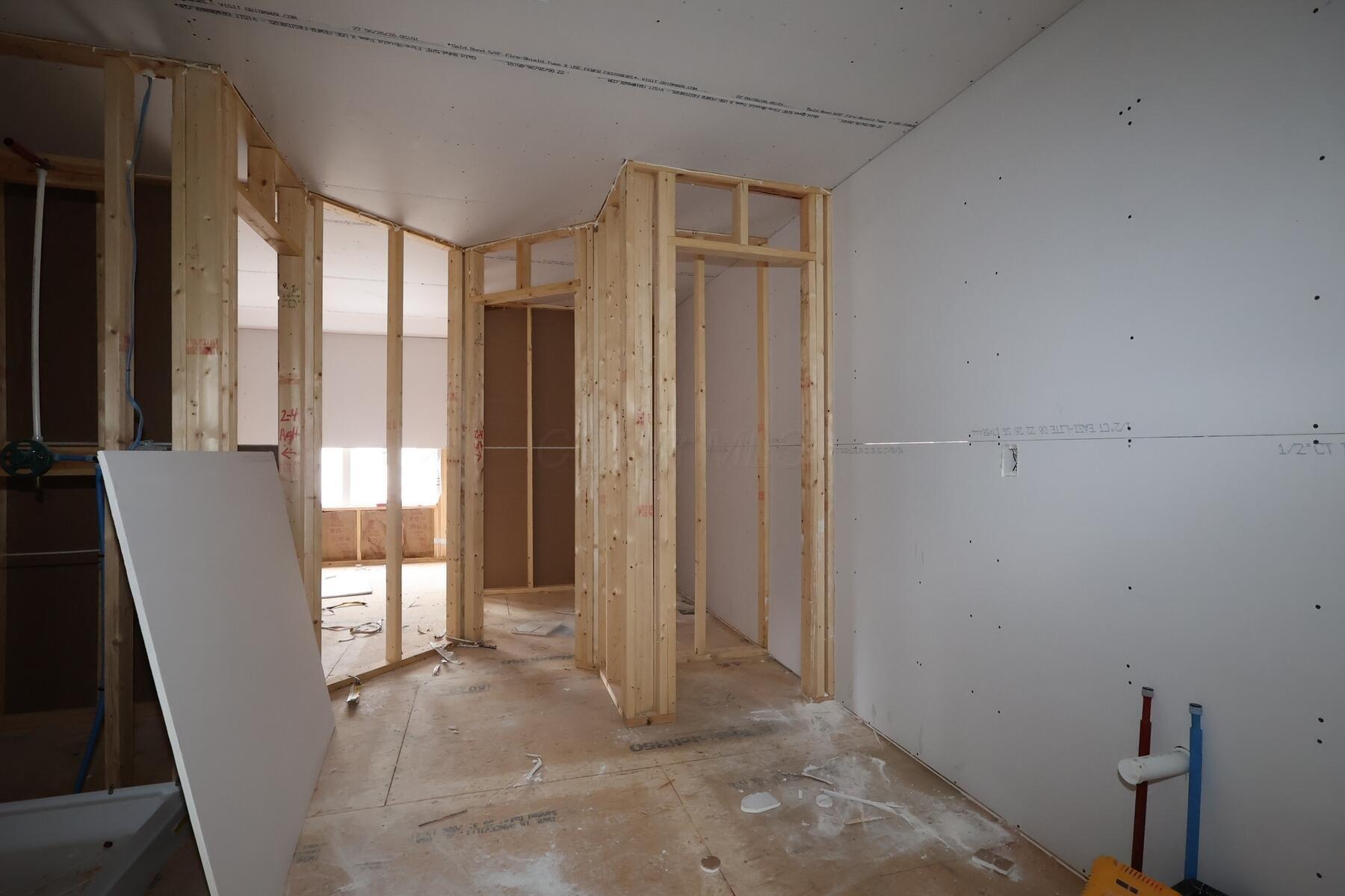 542 Creekside Loop S Property Photo 10