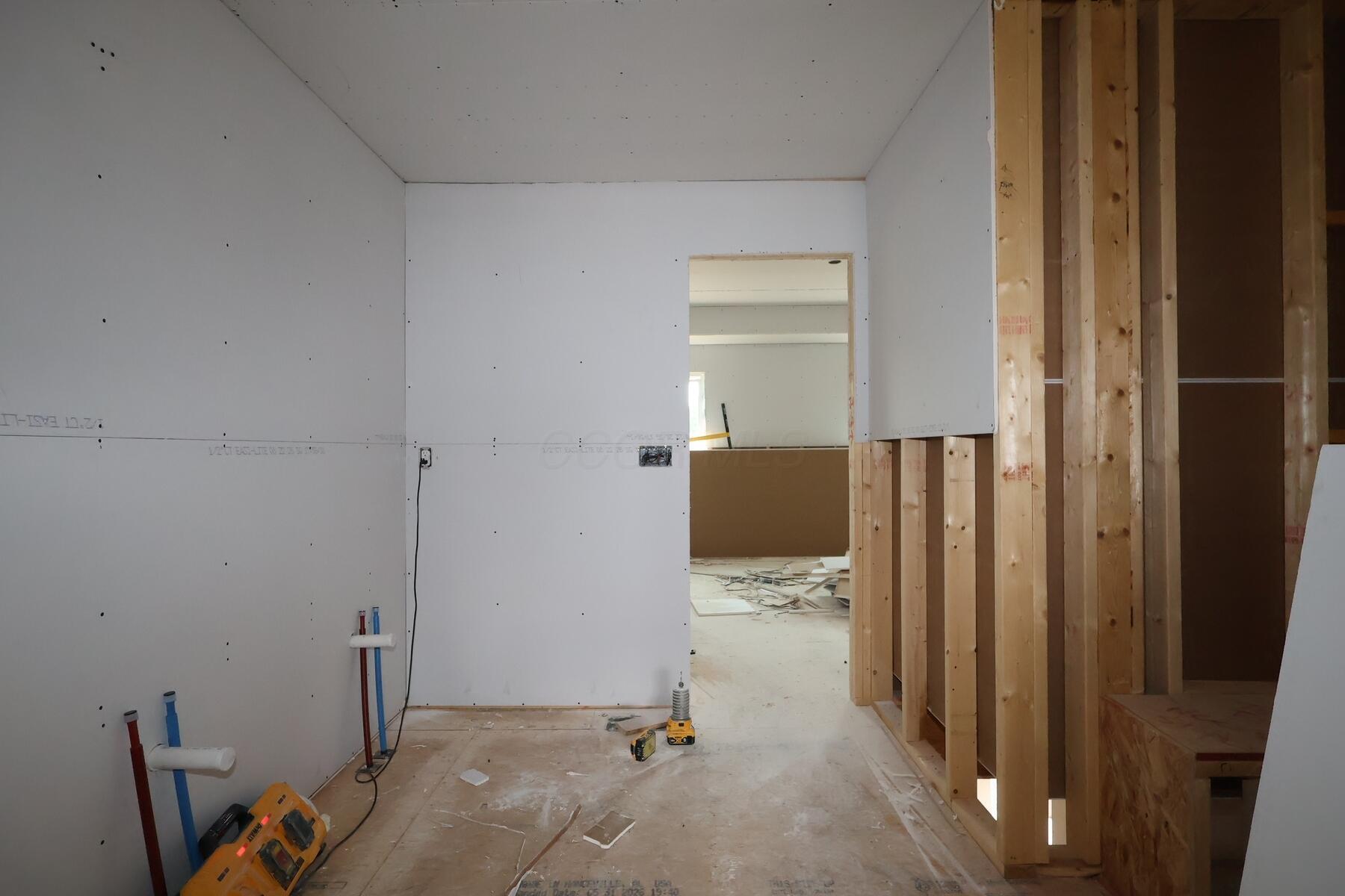 542 Creekside Loop S Property Photo 11