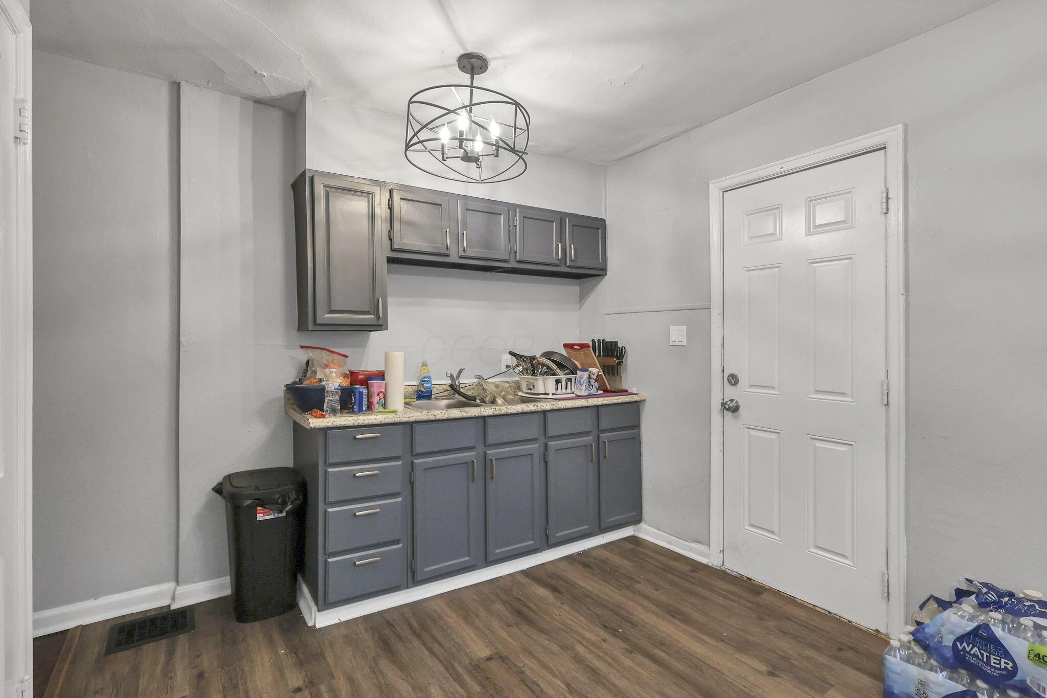 1671 E Whittier Street Property Photo 33
