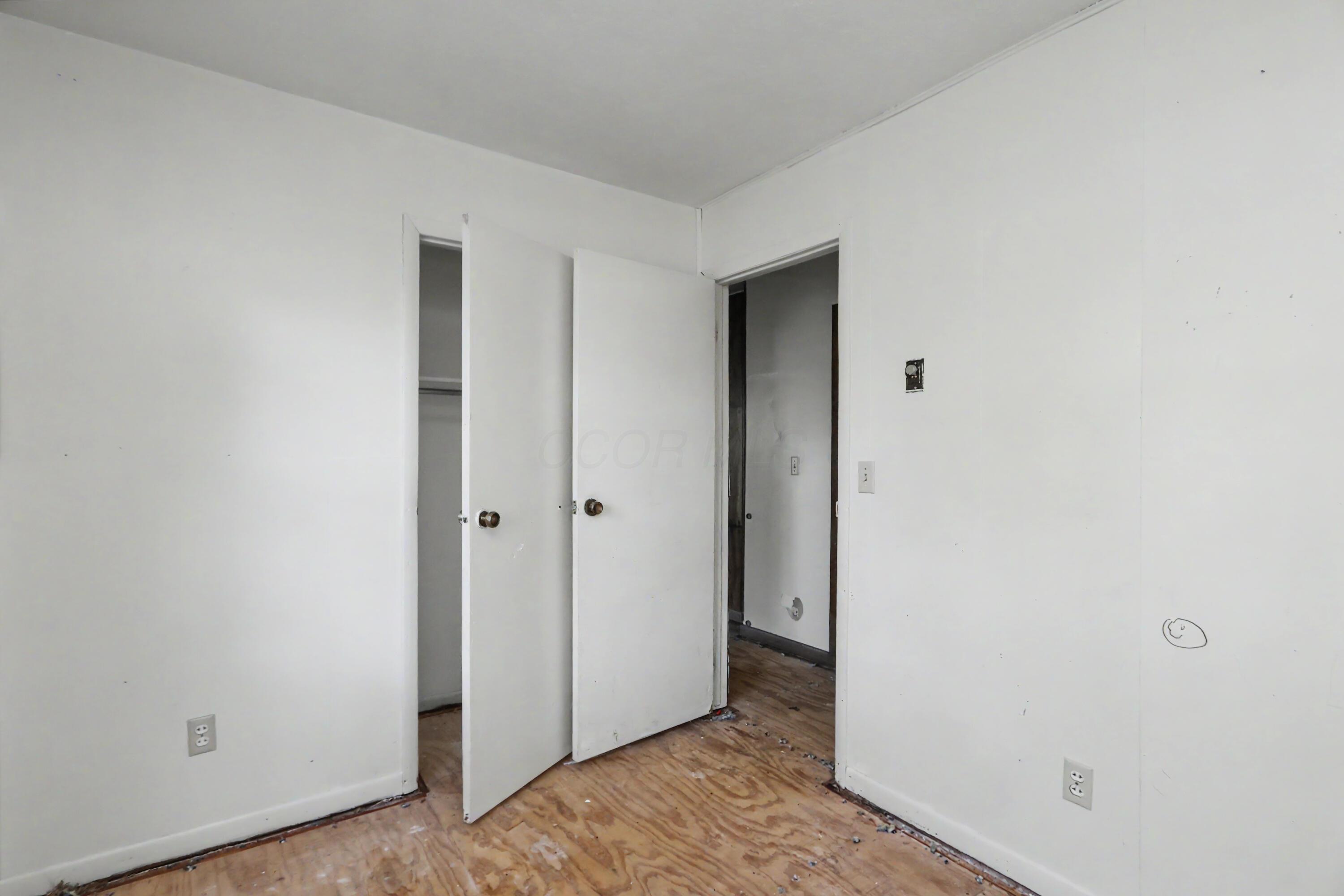 271 Eighth Avenue Property Photo 8