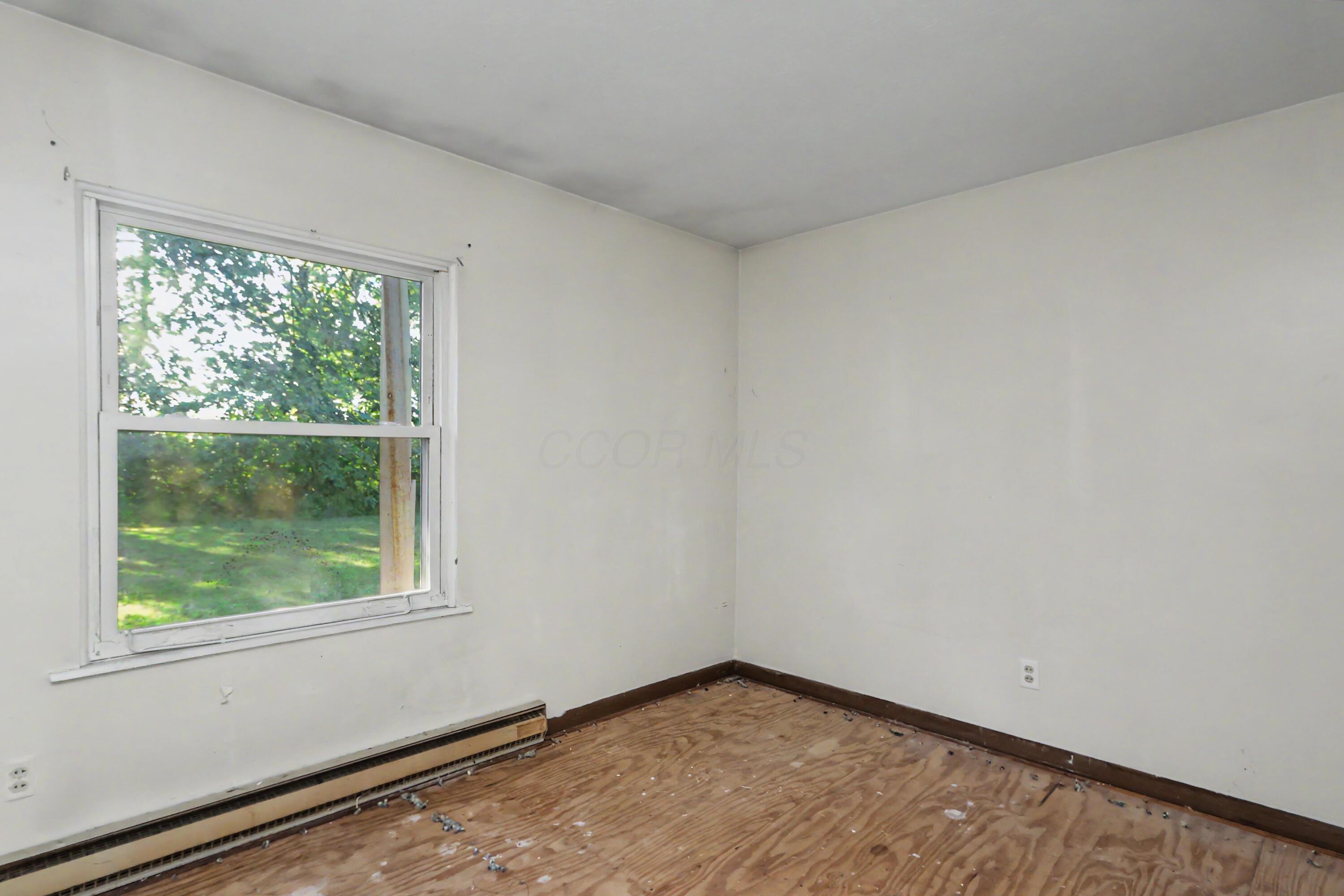 271 Eighth Avenue Property Photo 9