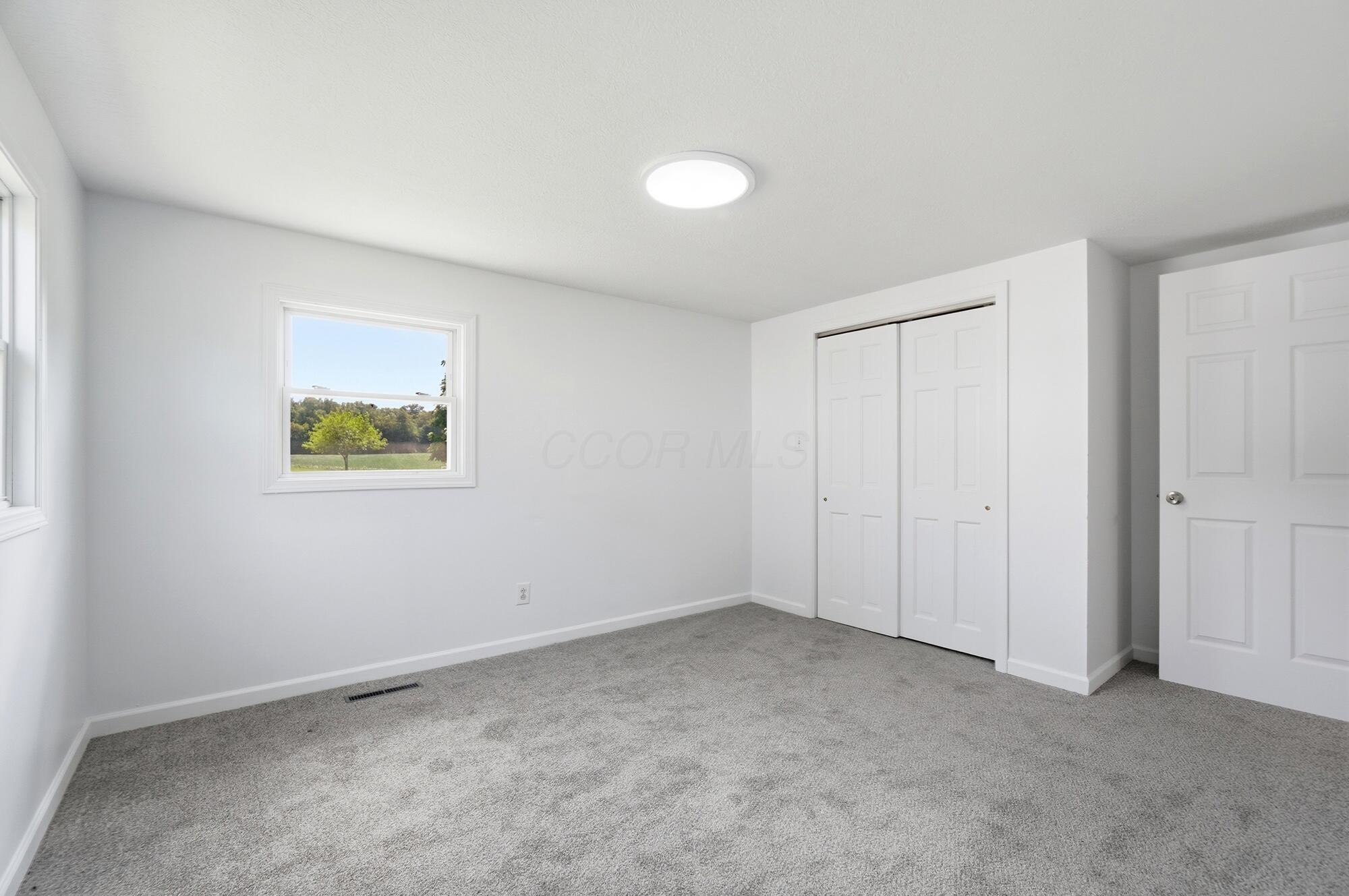 226029446 Property Photo 29