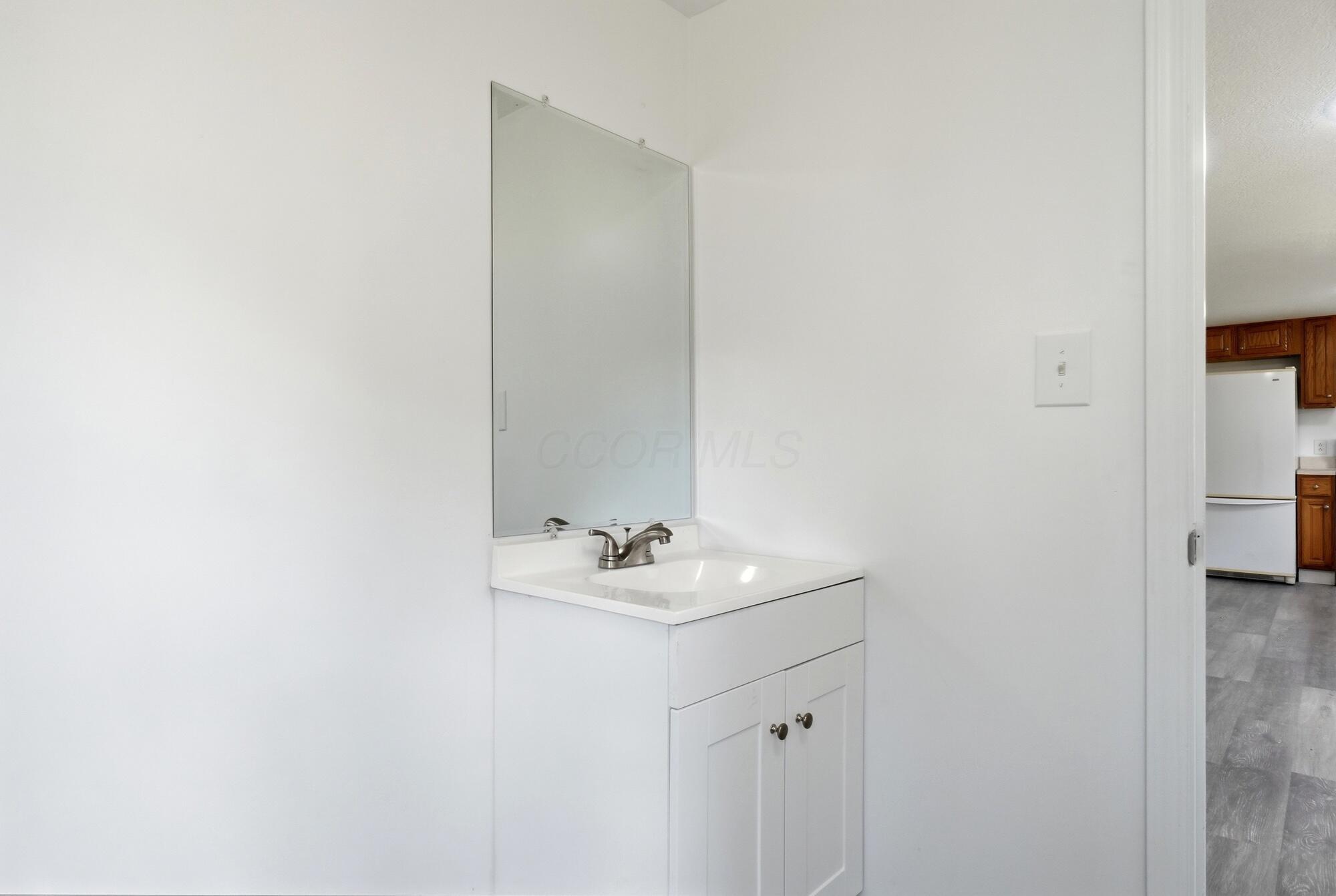 226029446 Property Photo 34
