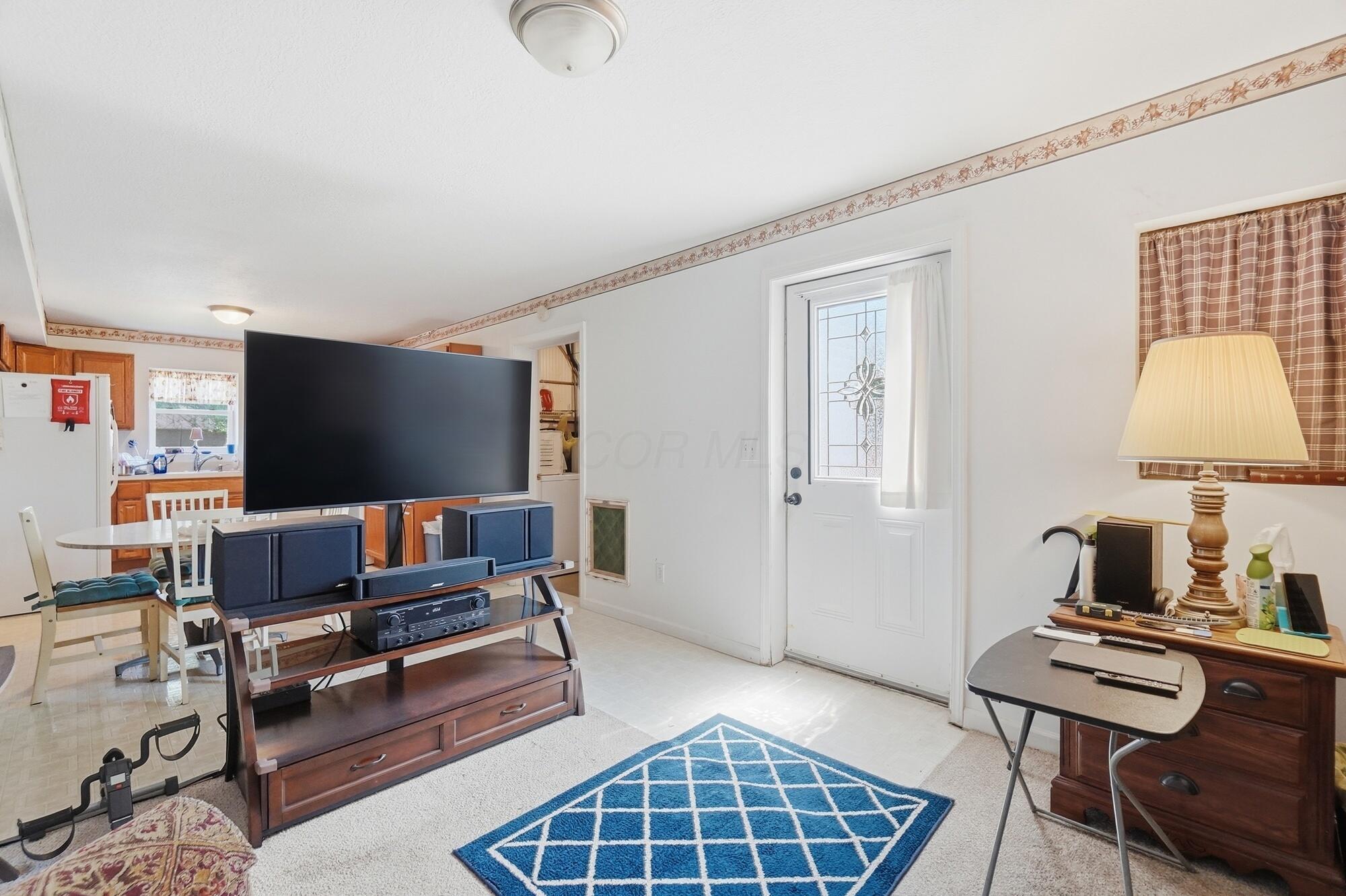 226029446 Property Photo 56