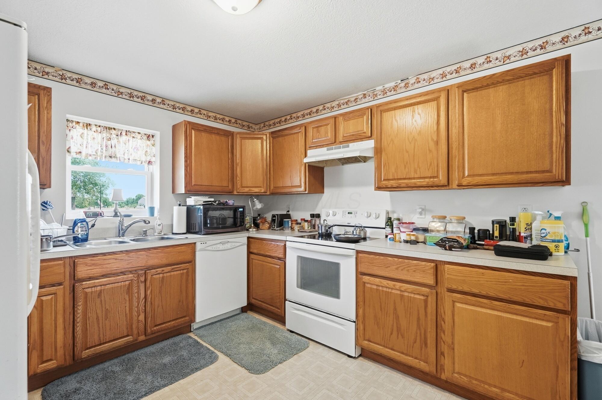 226029446 Property Photo 61