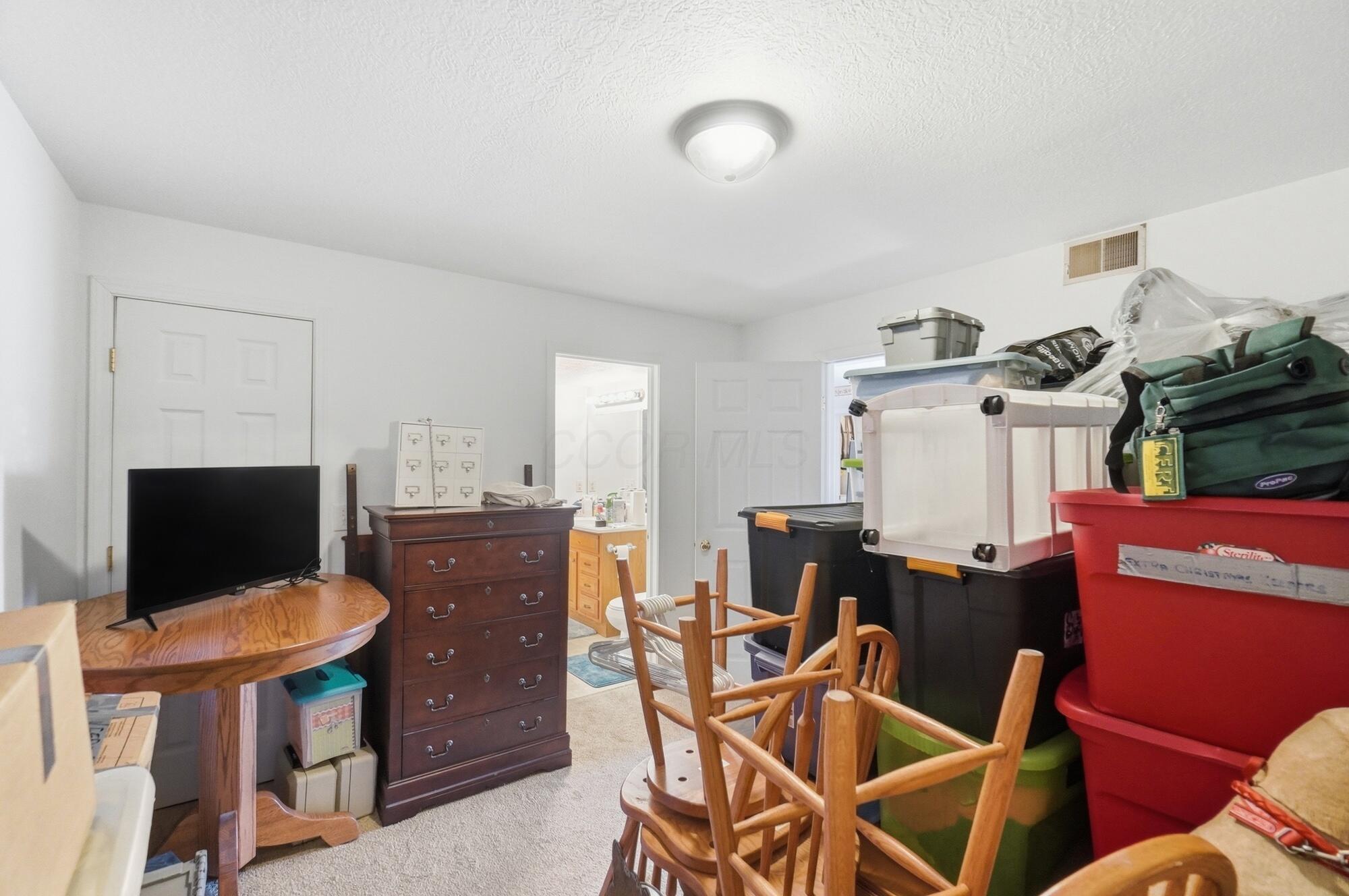 226029446 Property Photo 72