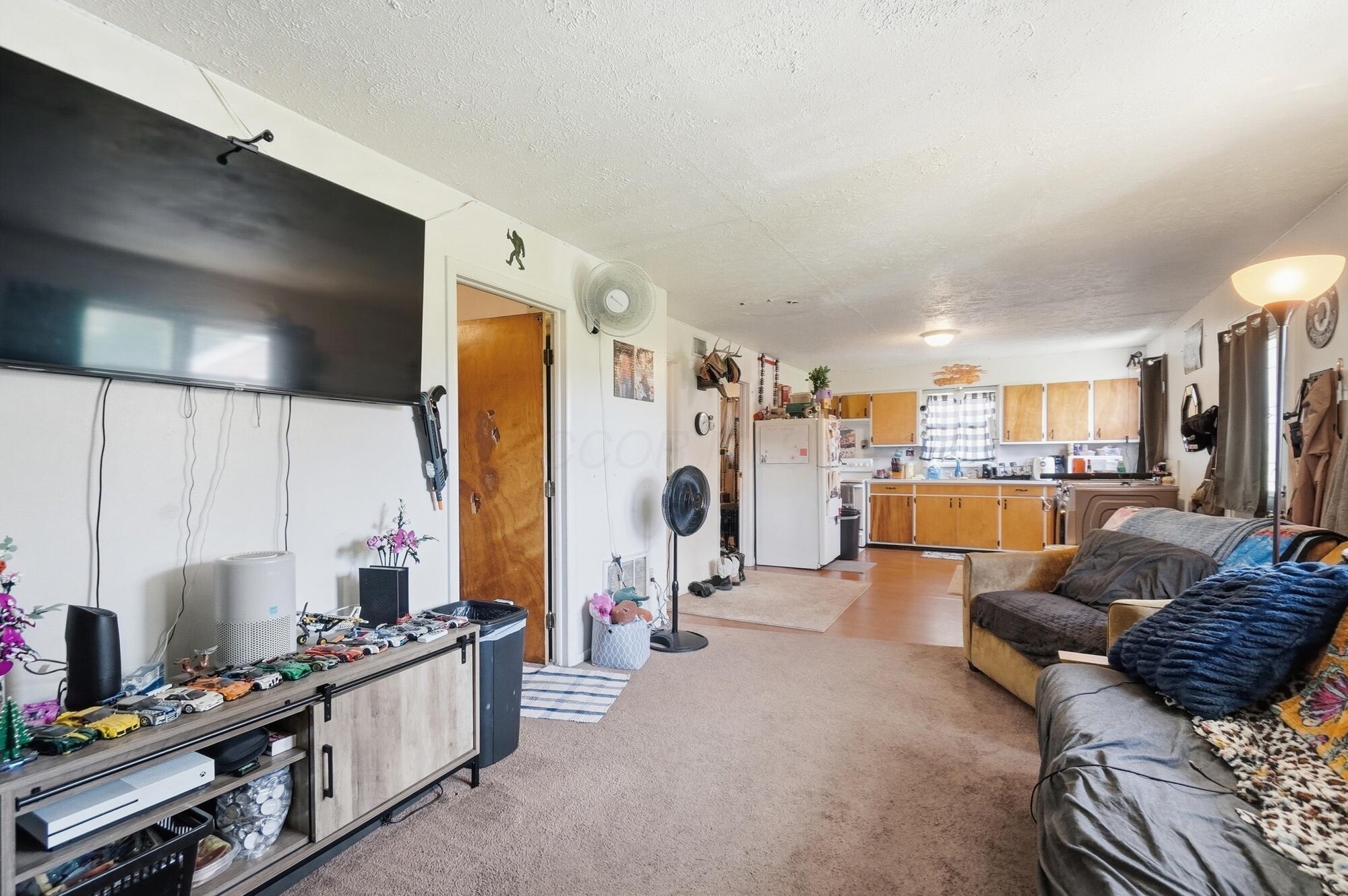 226029446 Property Photo 82