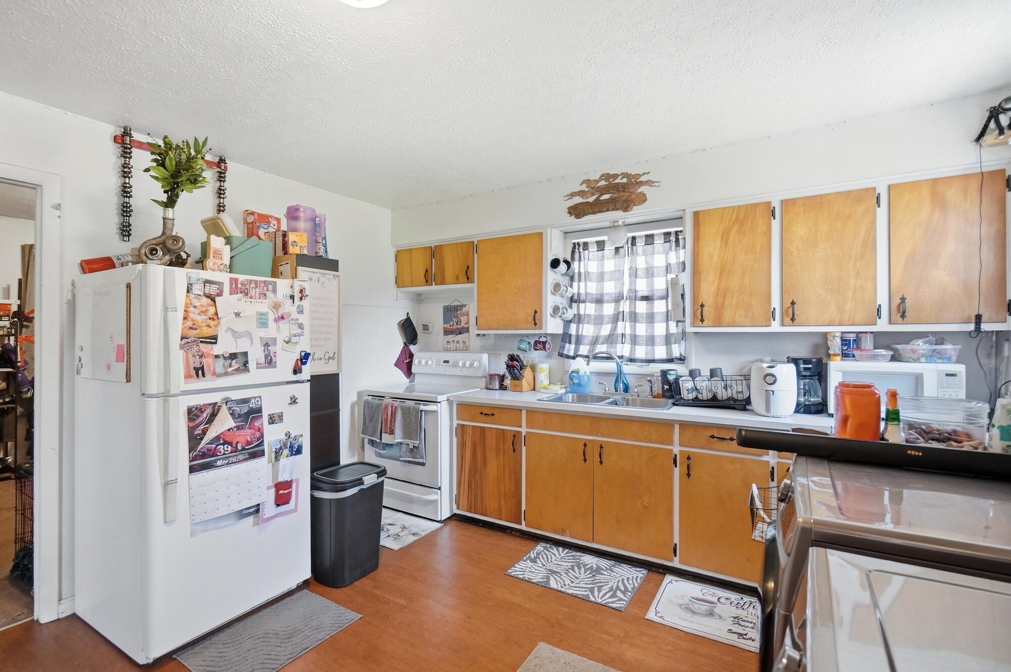 226029446 Property Photo 85