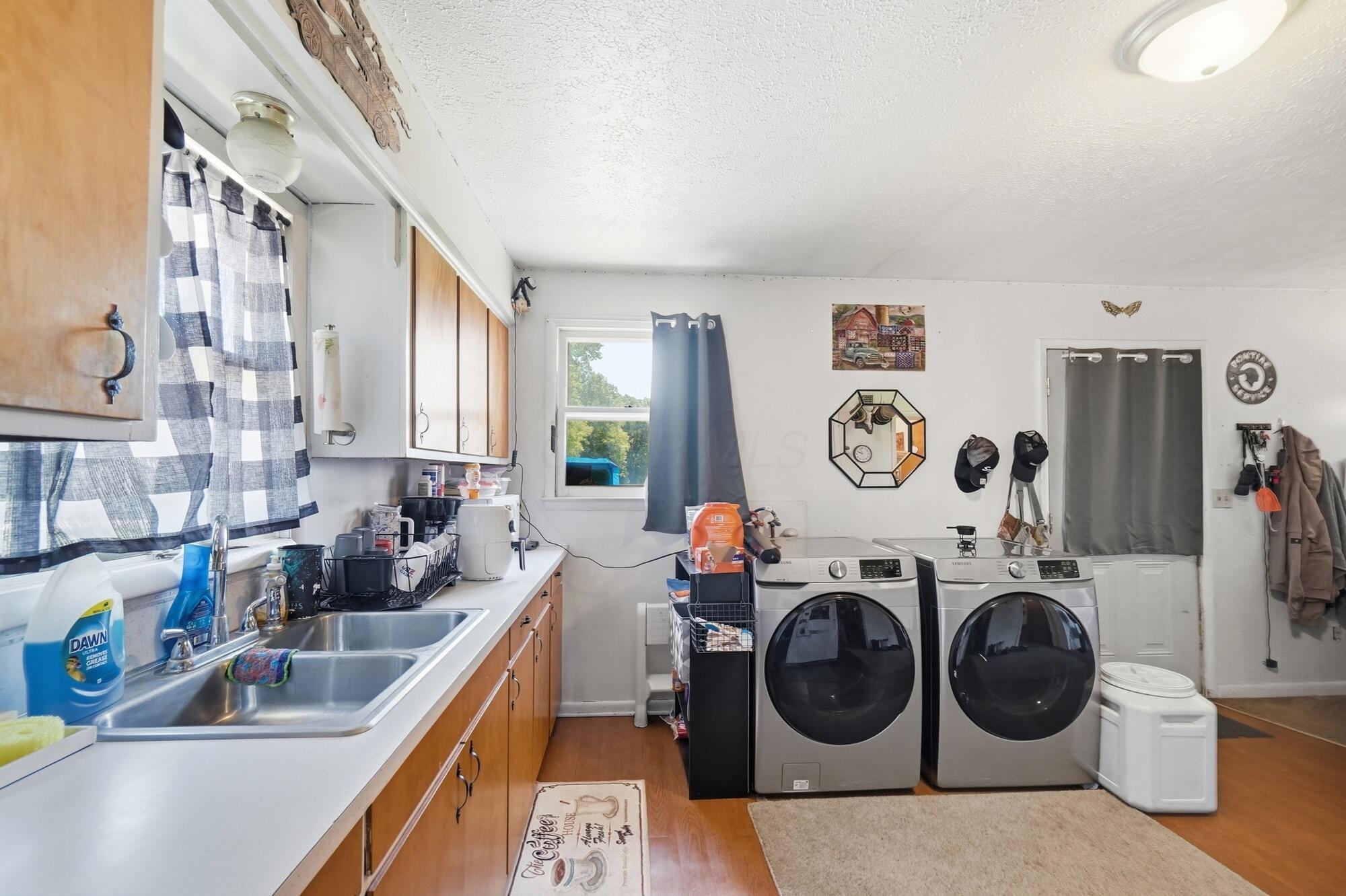 226029446 Property Photo 87