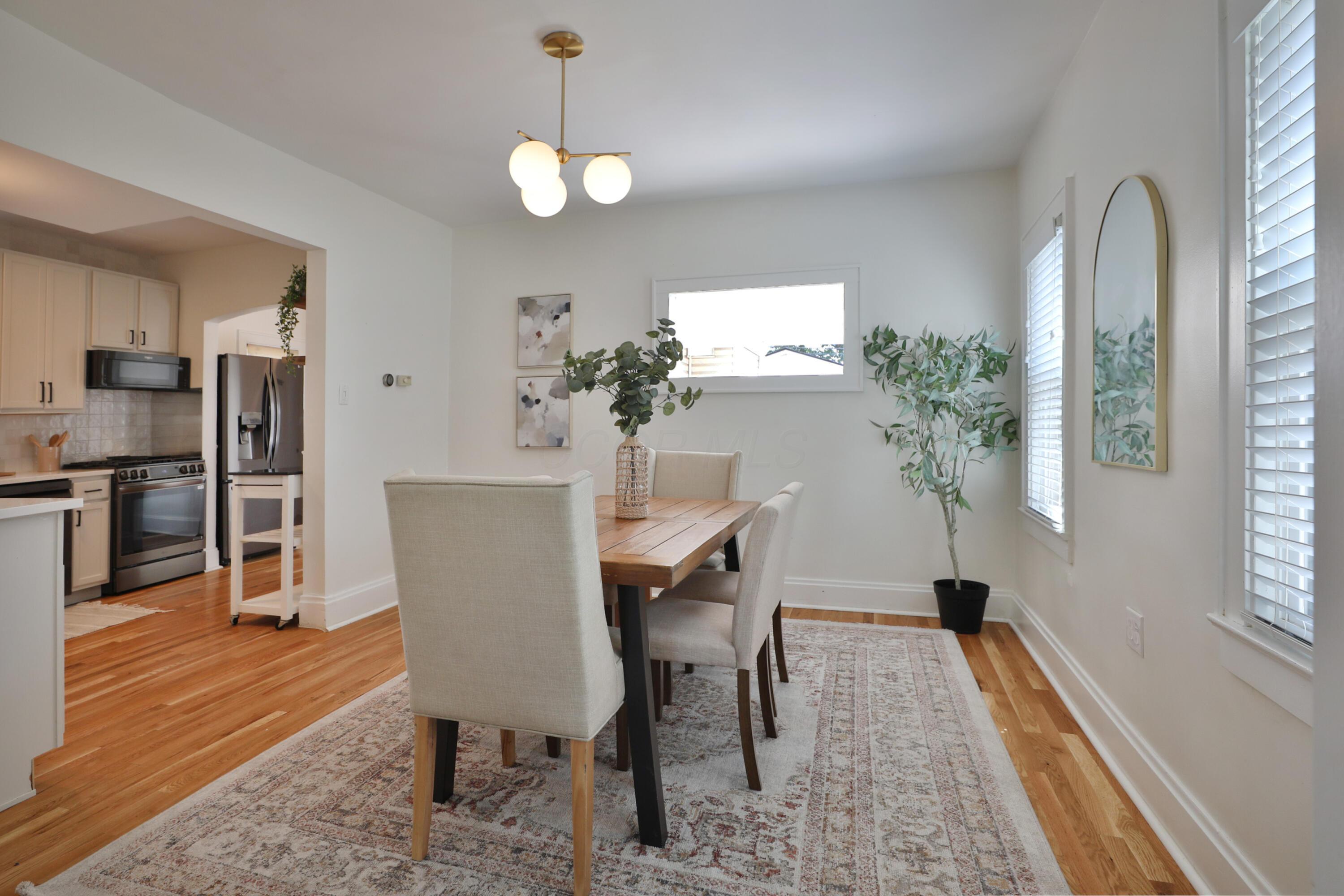 664 Euclaire Avenue Property Photo 11