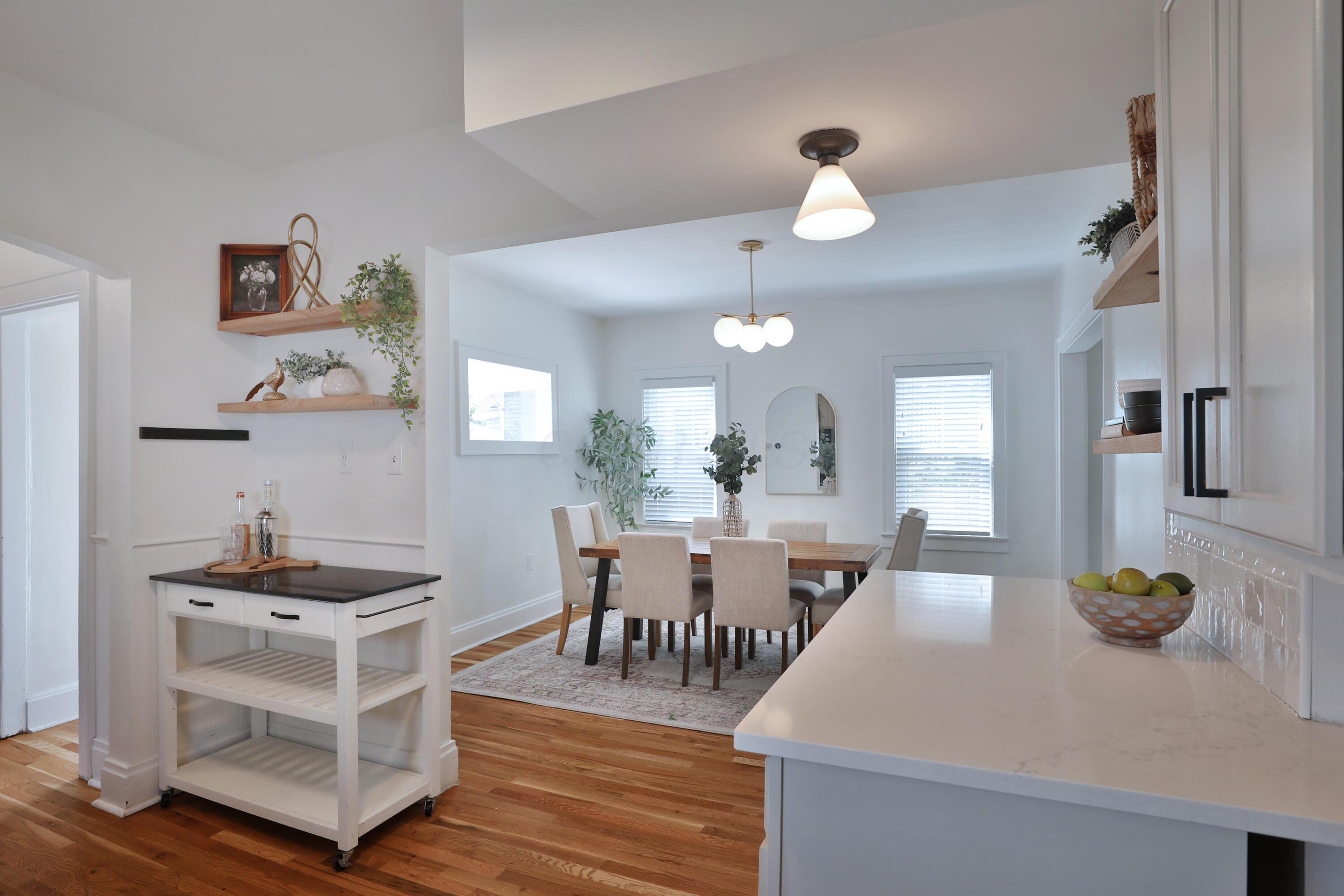 664 Euclaire Avenue Property Photo 16