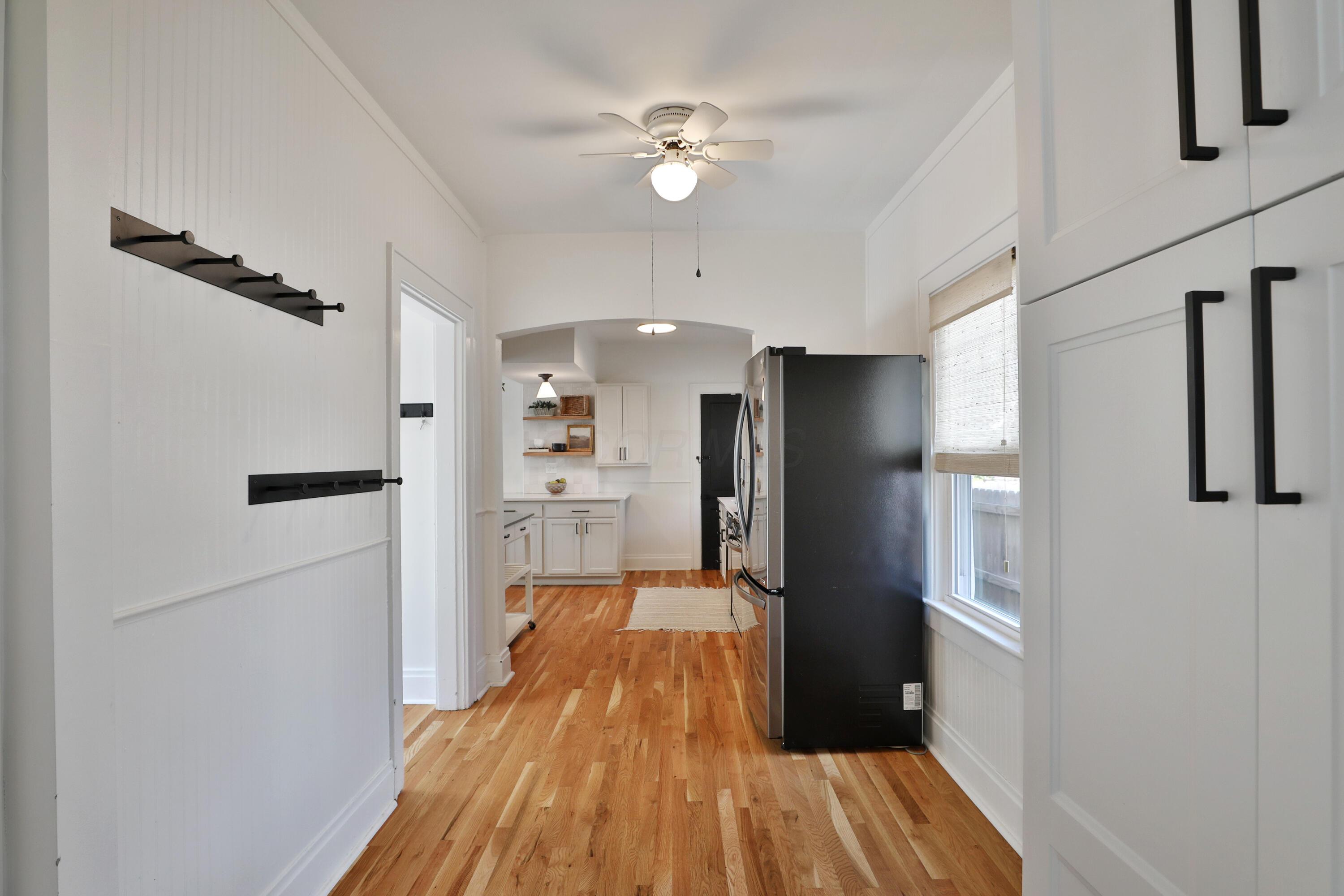 664 Euclaire Avenue Property Photo 19