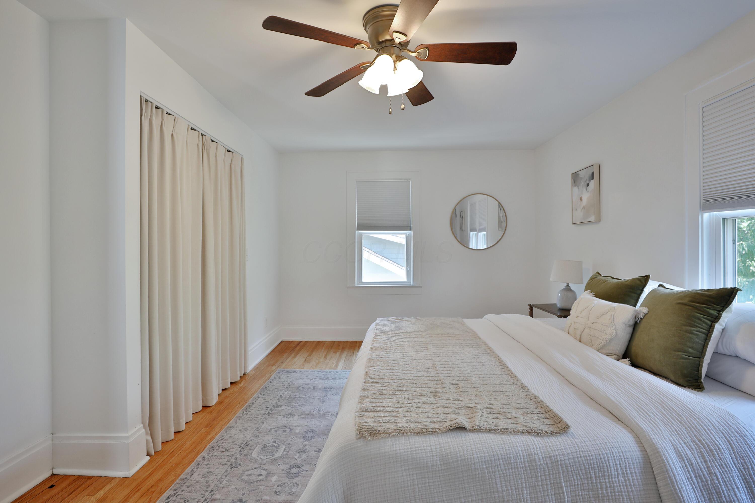 664 Euclaire Avenue Property Photo 28