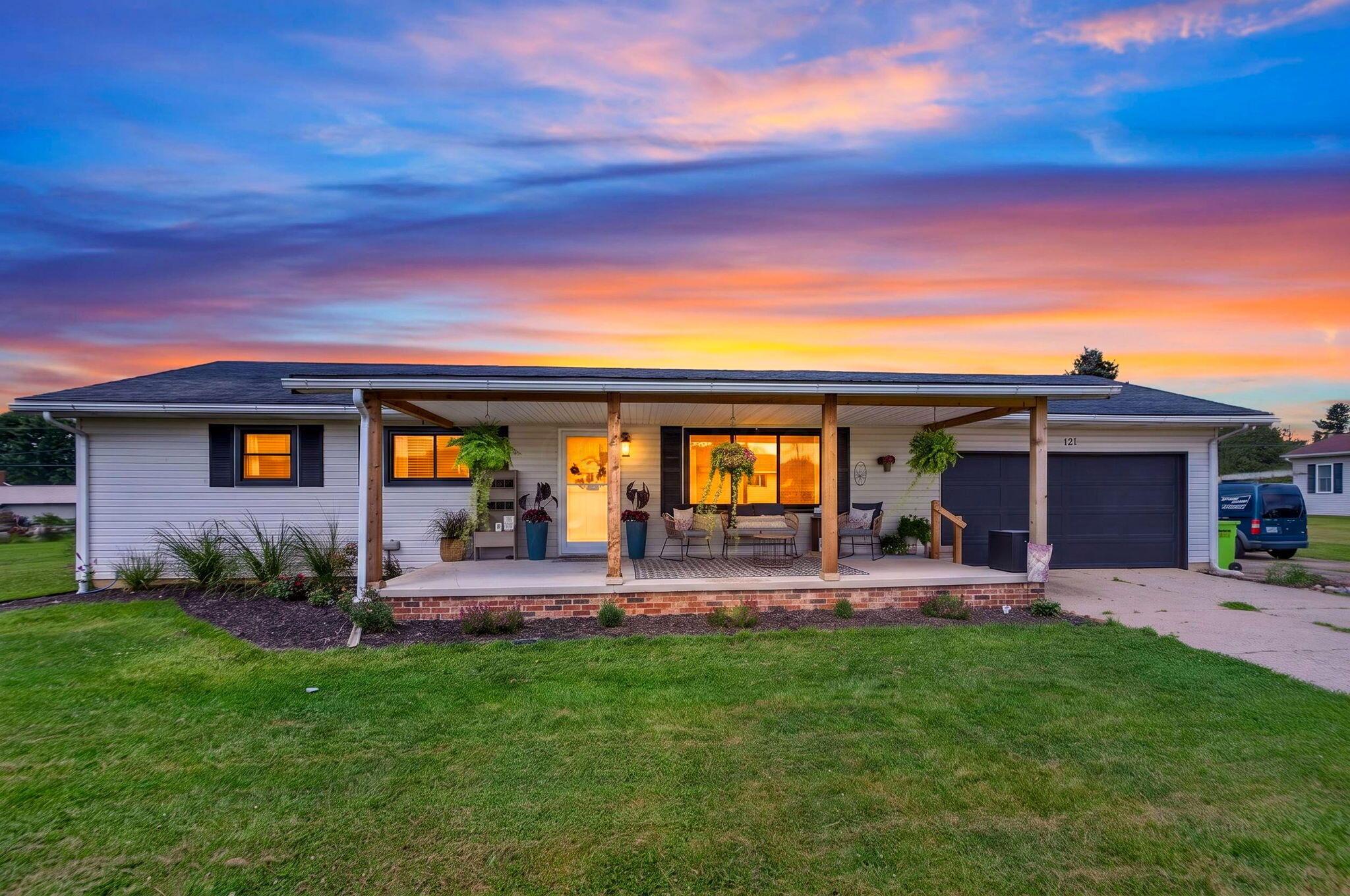 121 Queen Drive