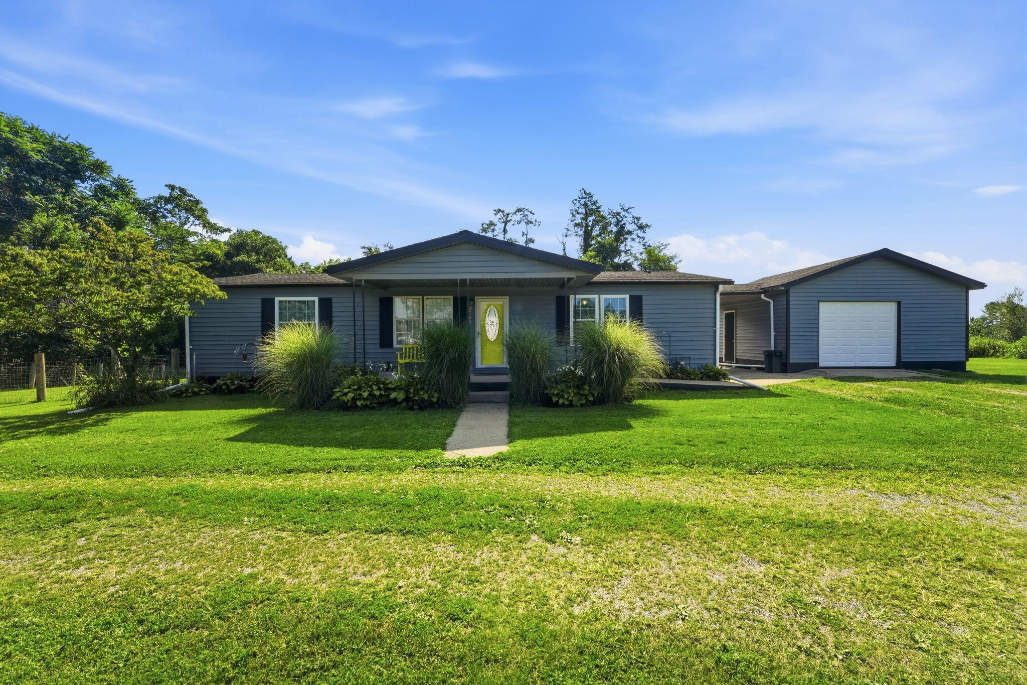 3706 State Route 13 Se Property Photo 1