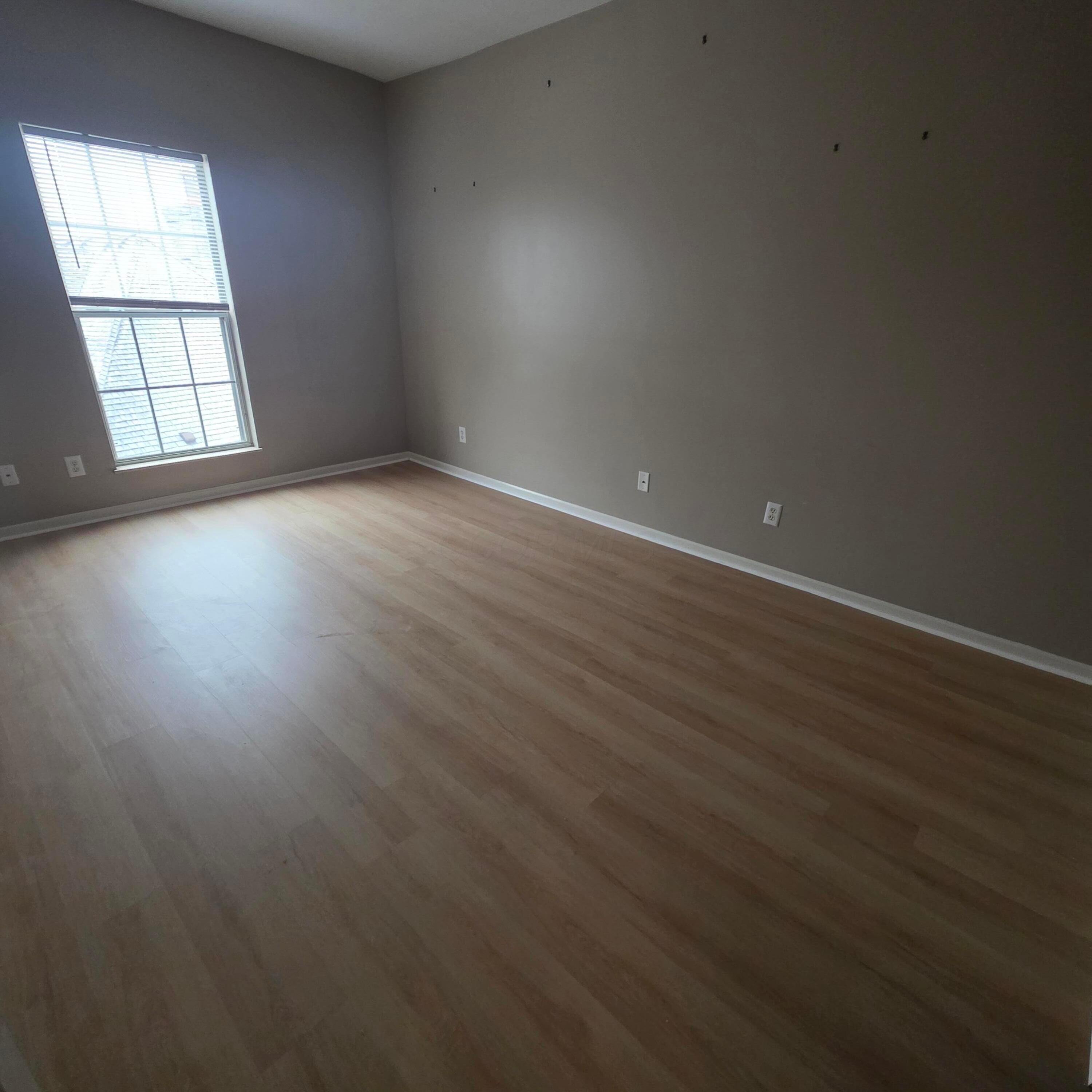 6155 Craughwell Lane Property Photo 6