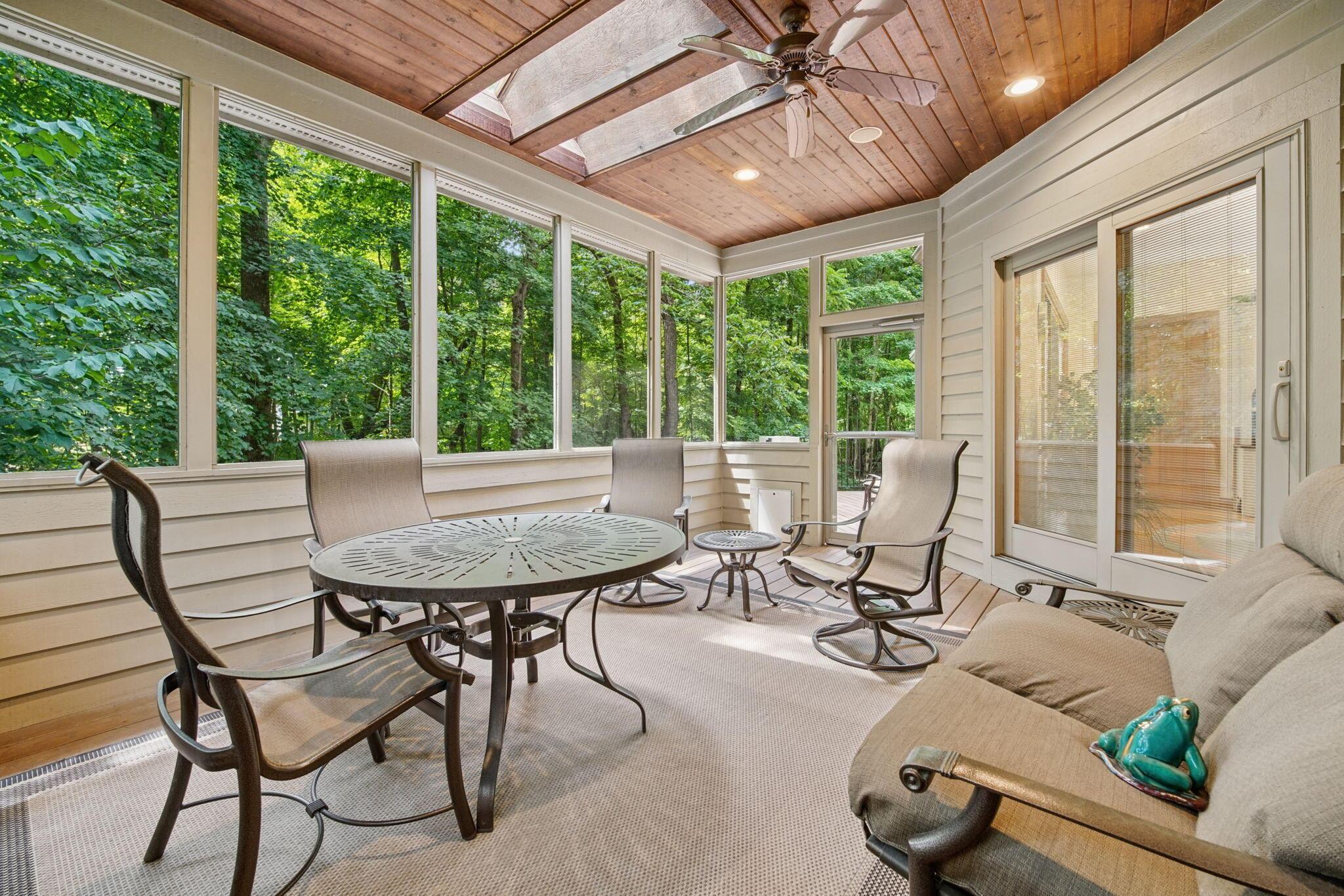 388 Lily Pond Court Property Photo 25