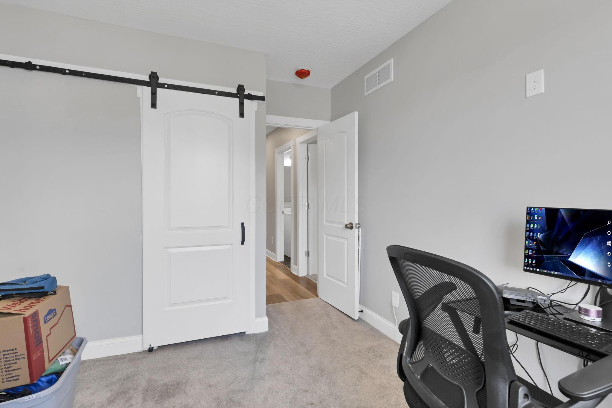 103 S Ogden Avenue Property Photo 28