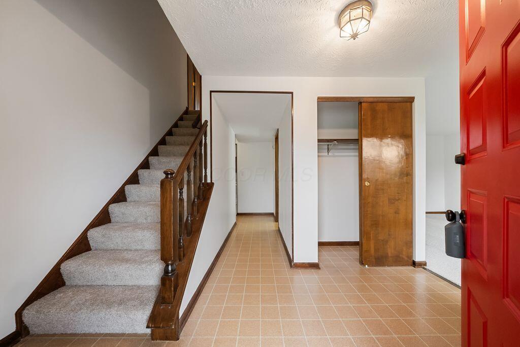 2256 Presley Drive Property Photo 5