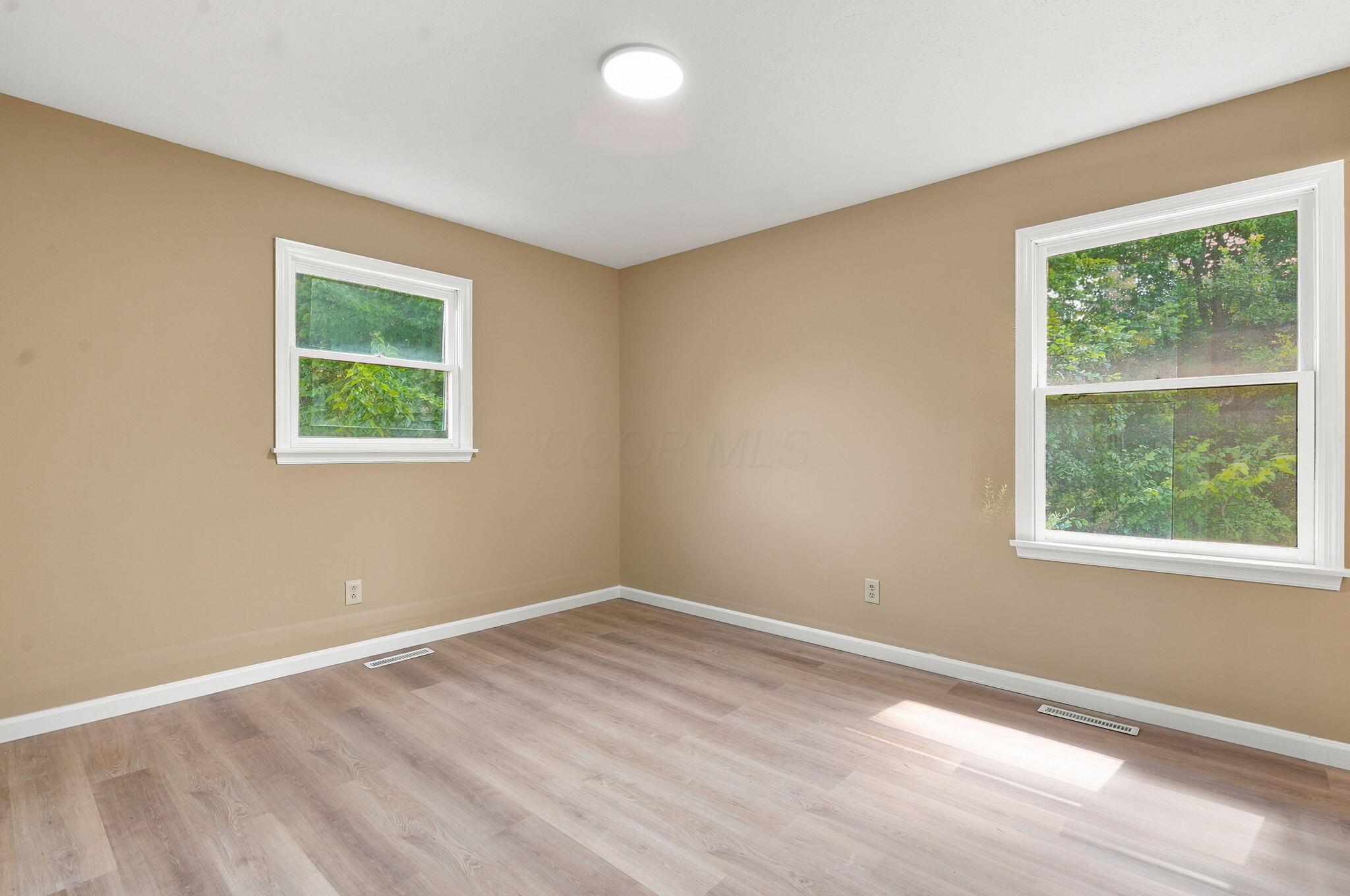11 Briarcliff Drive Property Photo 13