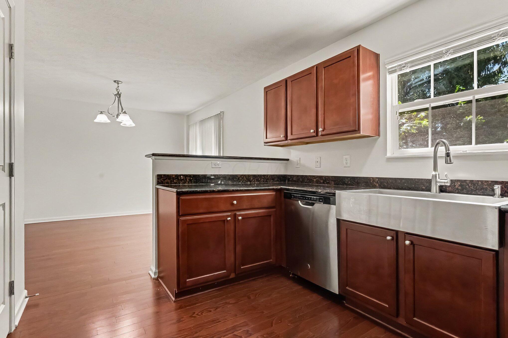 8345 Bruntsfield Road Property Photo 7