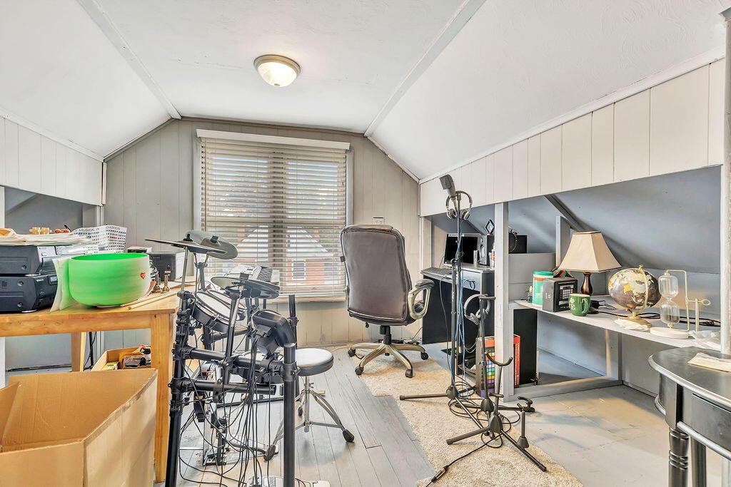 124 Albert Street Property Photo 23
