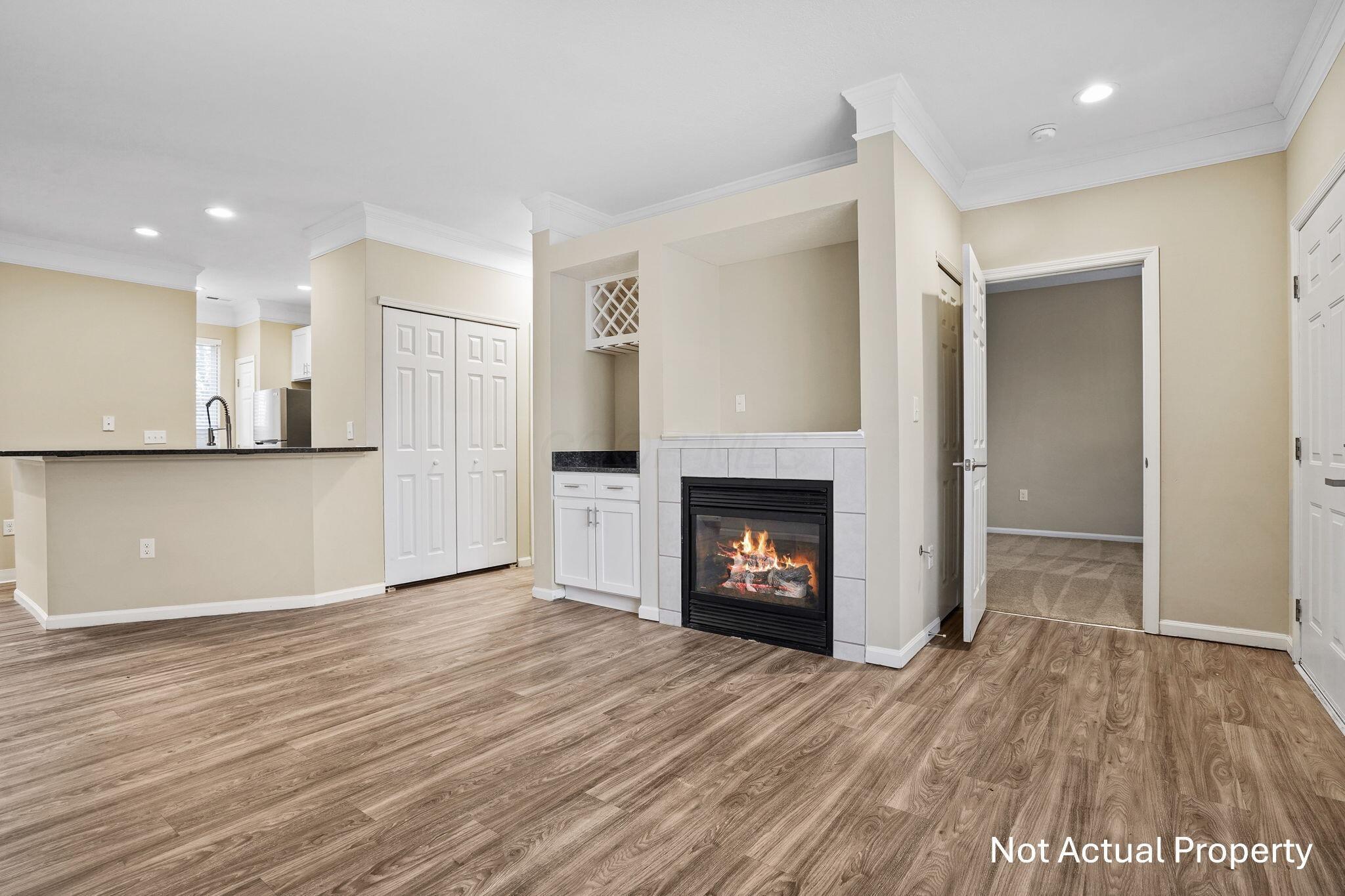 5080 Vail Pine Place Property Photo 10