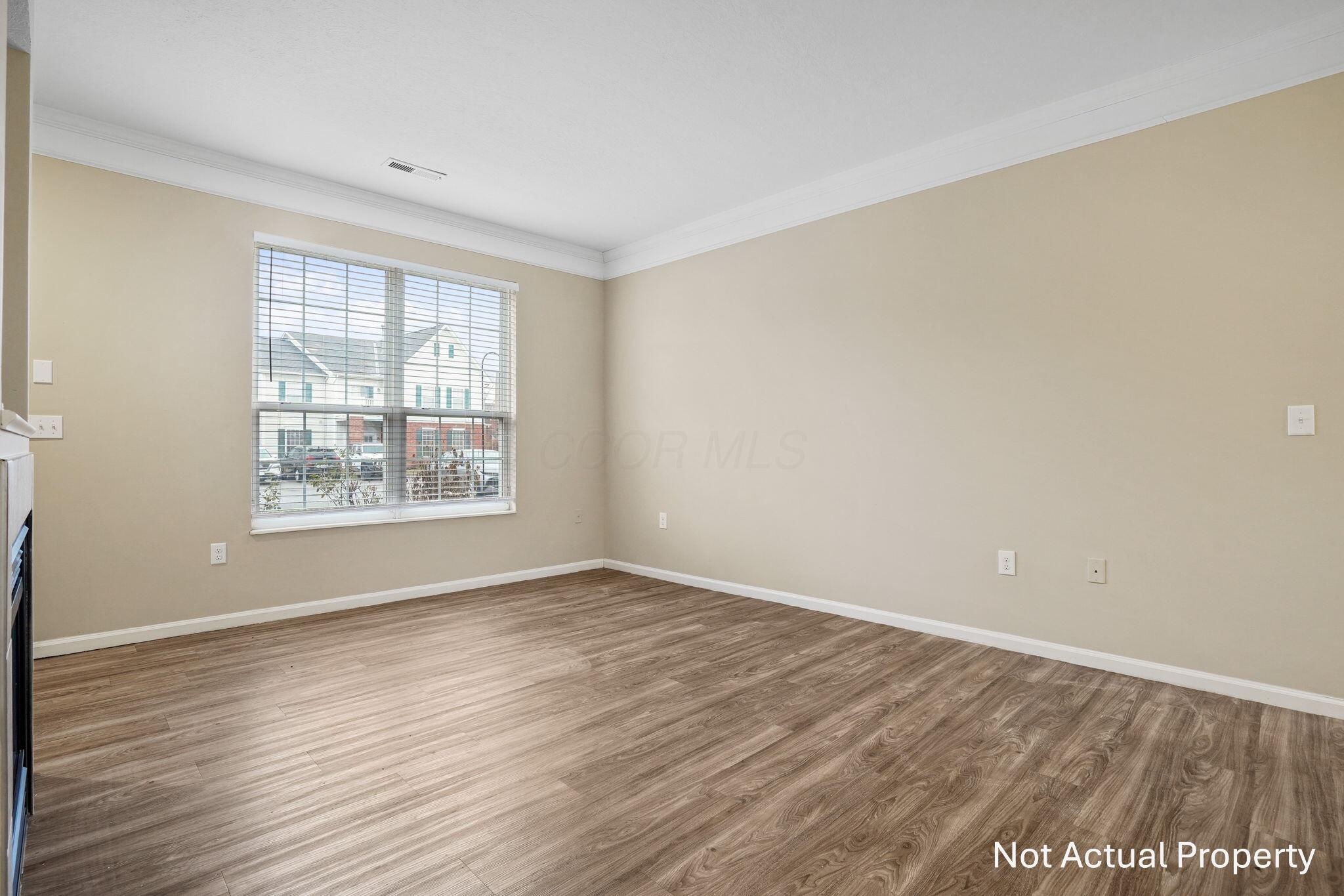 5080 Vail Pine Place Property Photo 11