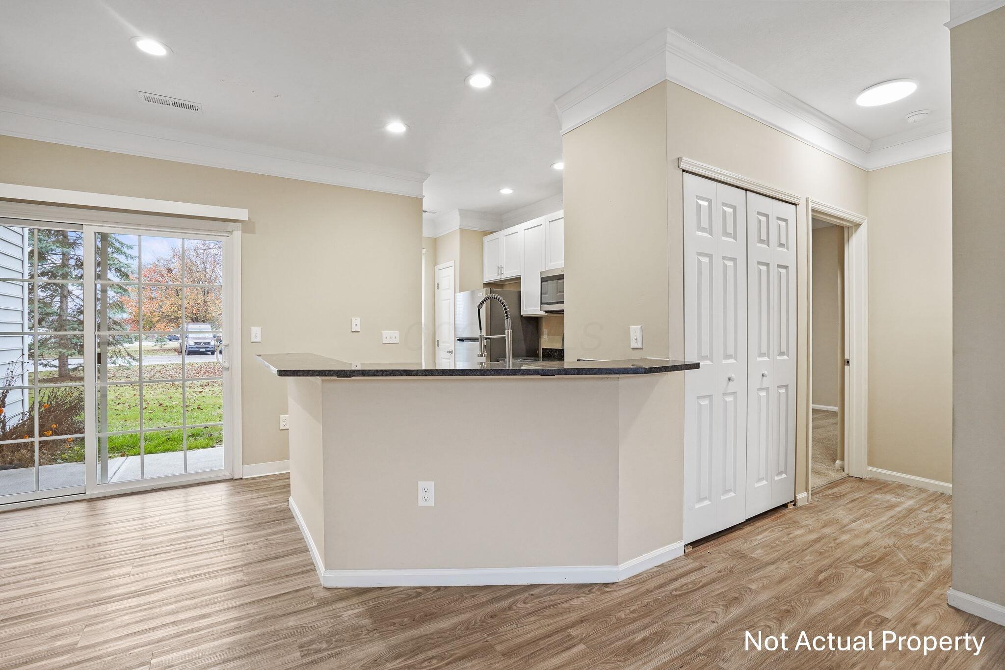 5080 Vail Pine Place Property Photo 12