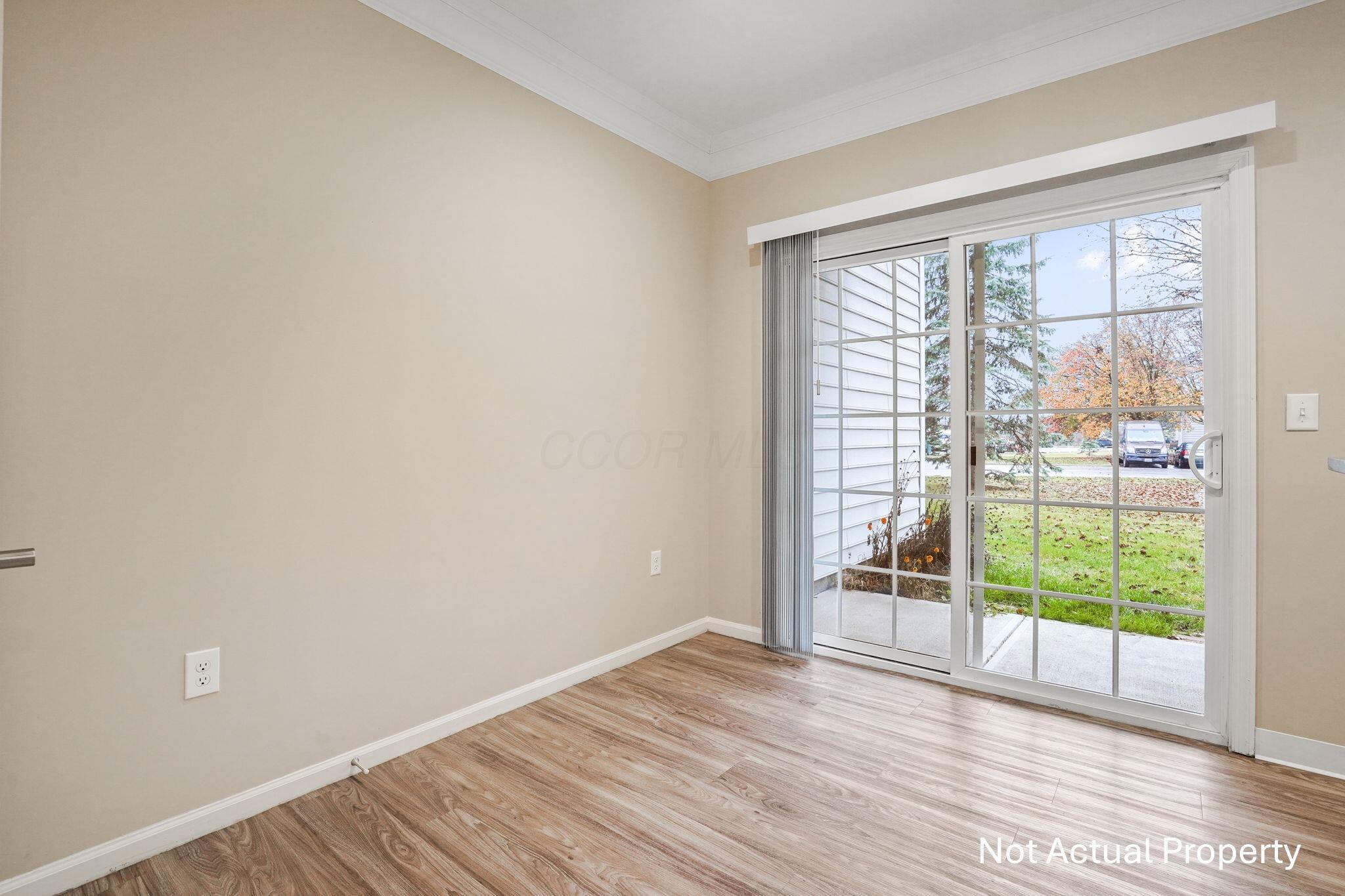 5080 Vail Pine Place Property Photo 13