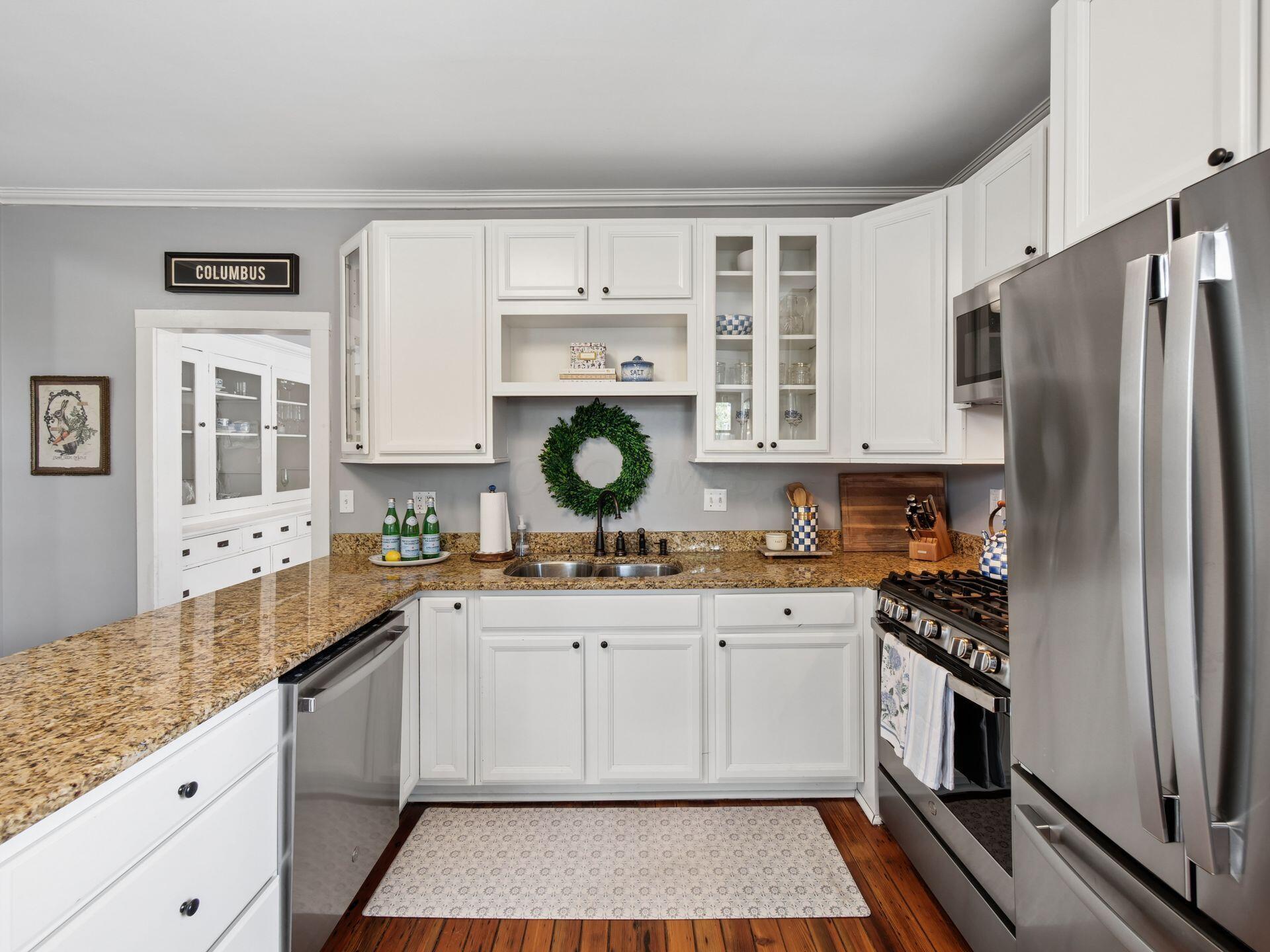 105 E Gates Street Property Photo 14