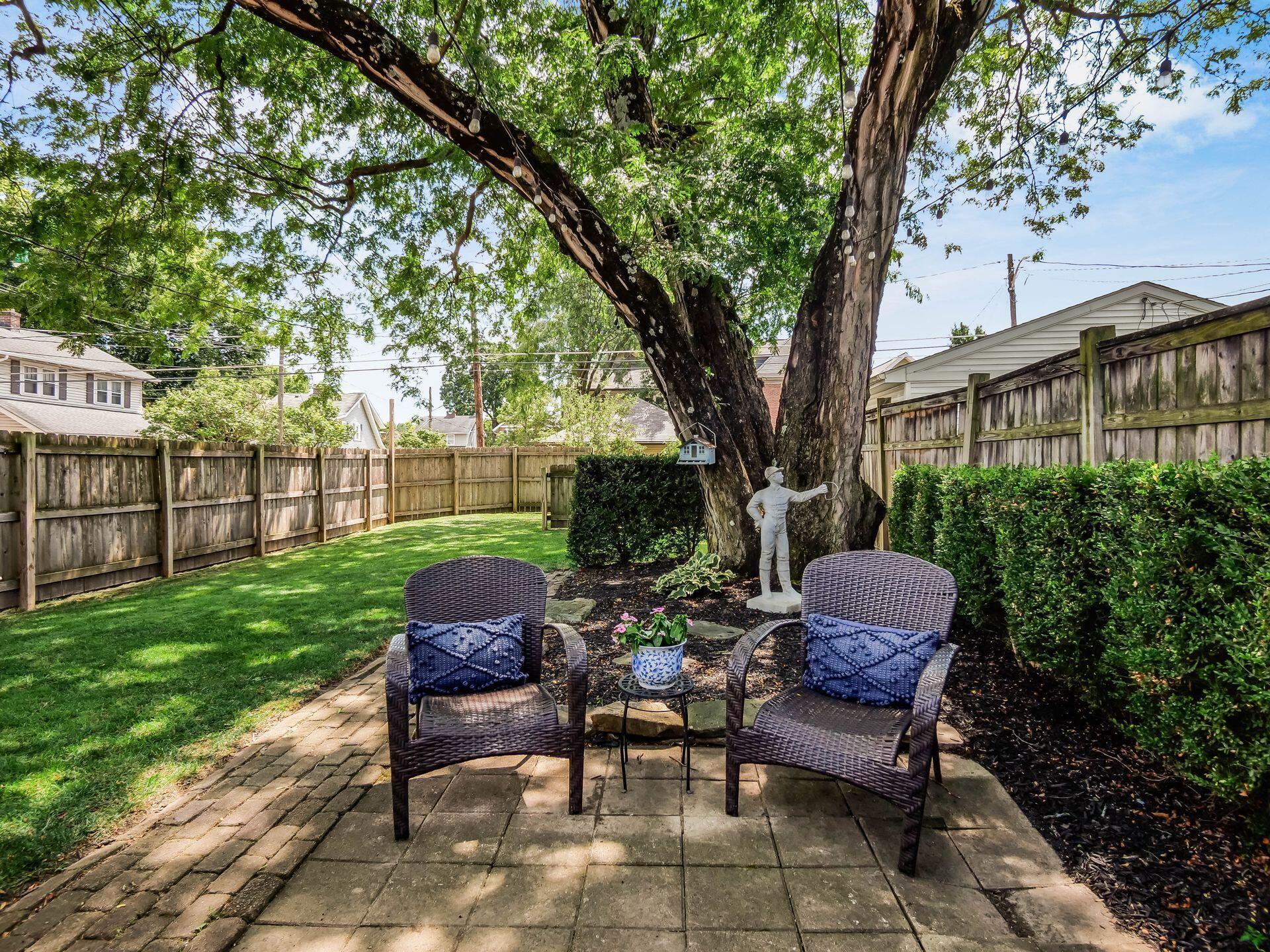105 E Gates Street Property Photo 29