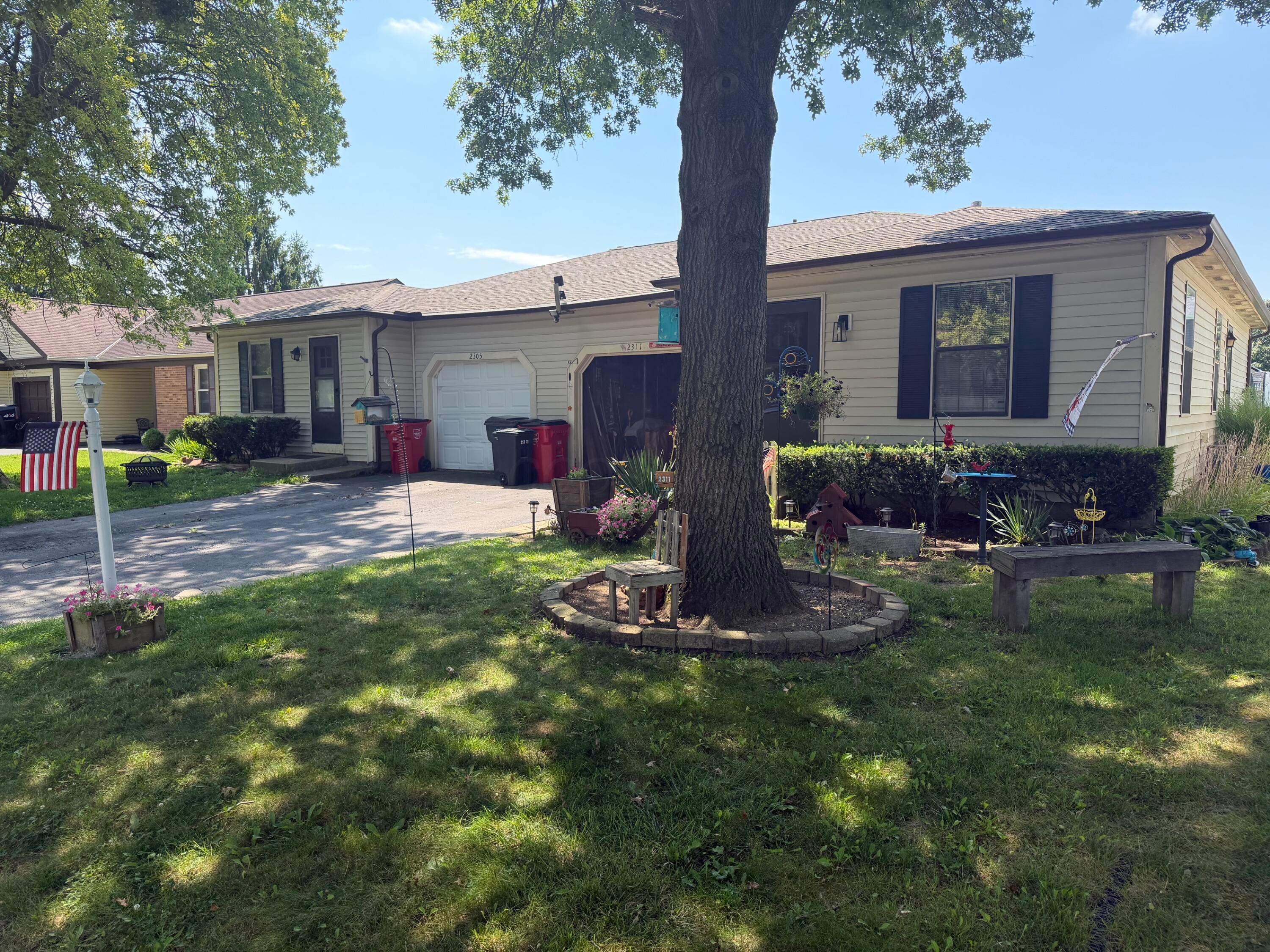 2305 Deerfield Drive Property Photo 1