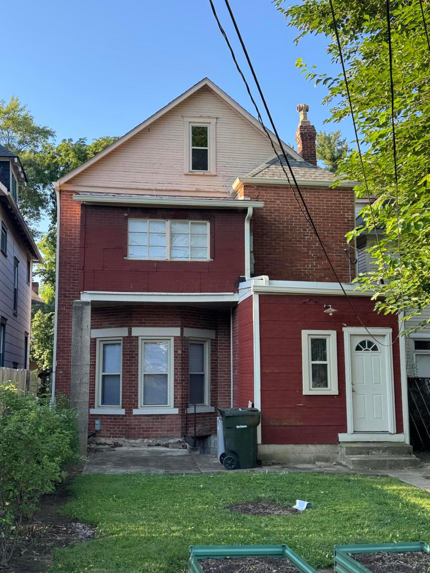 32 E Maynard Avenue Property Photo 2
