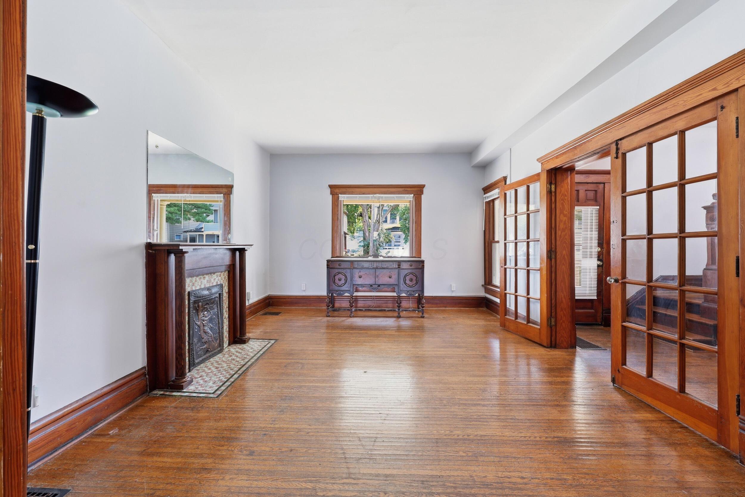 32 E Maynard Avenue Property Photo 7